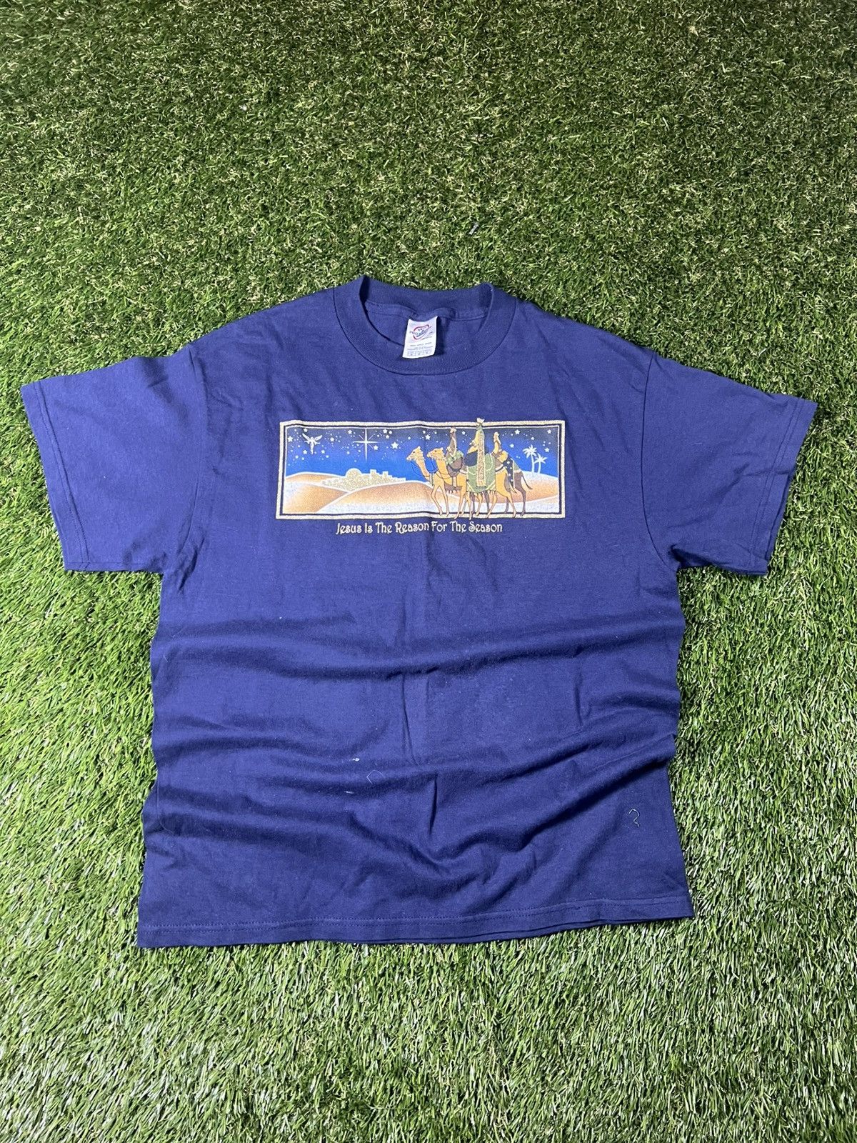 Vintage Vintage Y2k Boxy Three Disciples Christian Jesus Graphic Tee Size US M / EU 48-50 / 2 - 1 Thumbnail