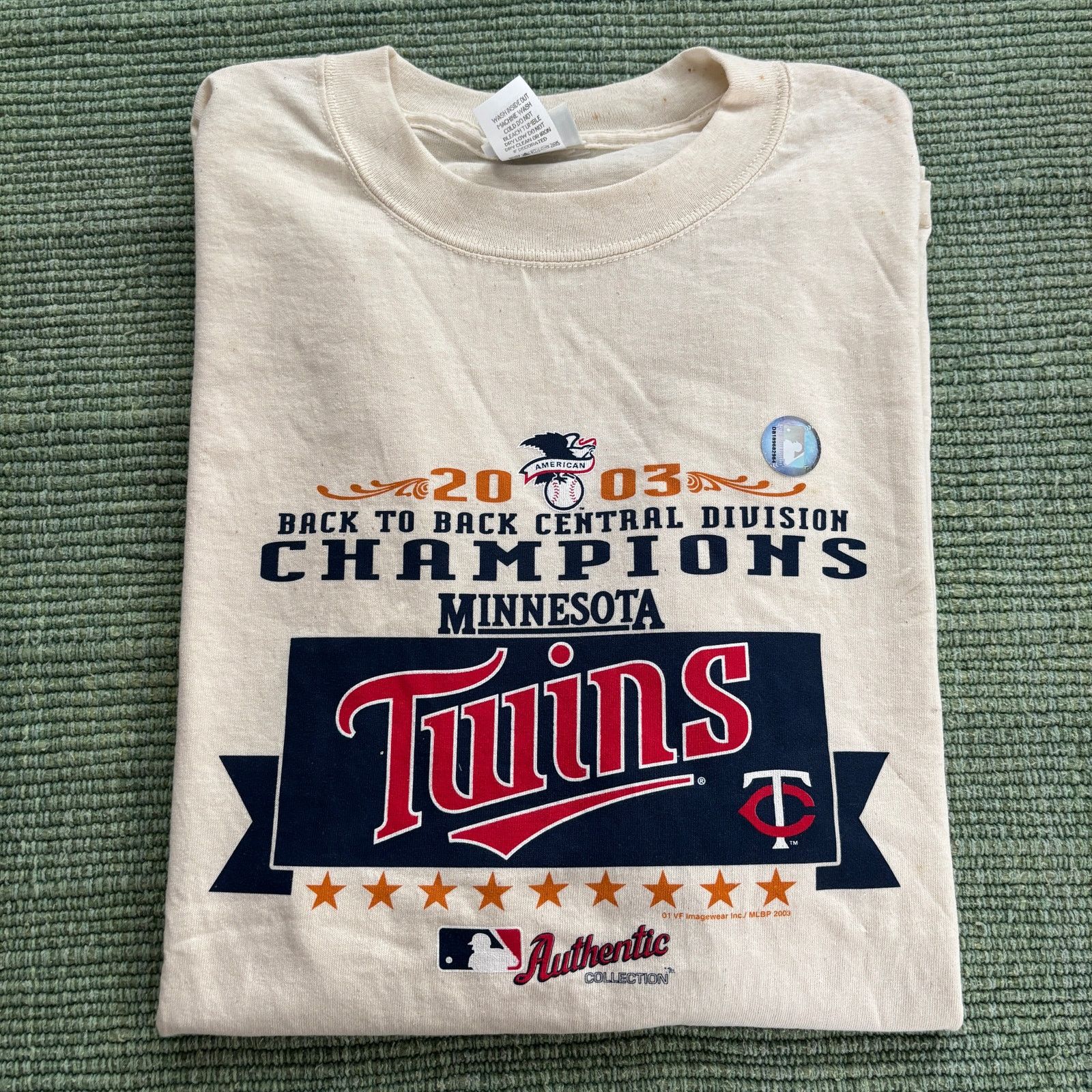 Lee × MLB × Vintage Vintage Lee 2003 Minnesota Twins Champions Tee Deadstock Size US XL / EU 56 / 4 - 1 Thumbnail