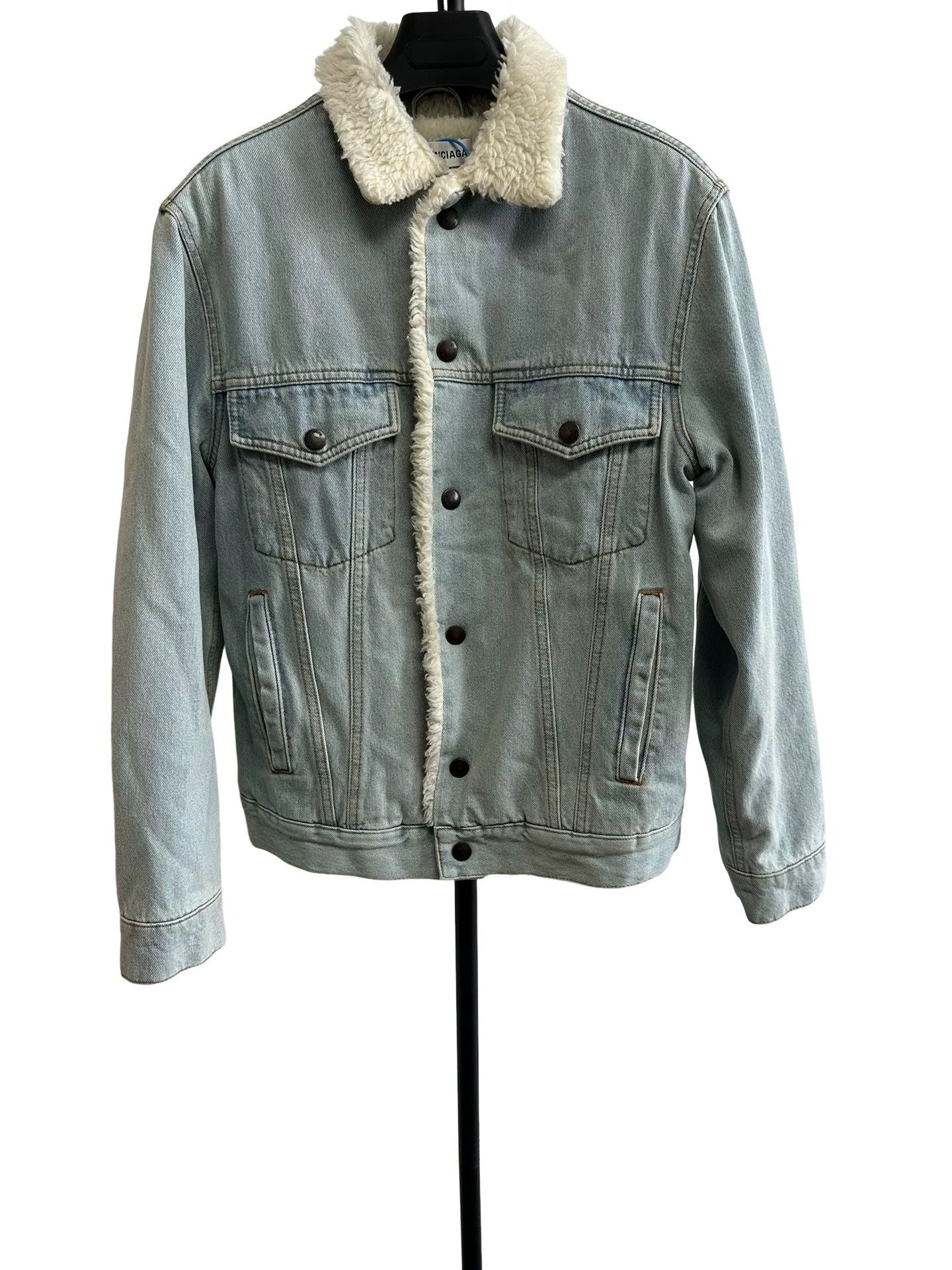 Balenciaga Balenciaga Fleece Collar Denim Jacket 34 Size XS / US 0-2 / IT 36-38 - 1 Thumbnail
