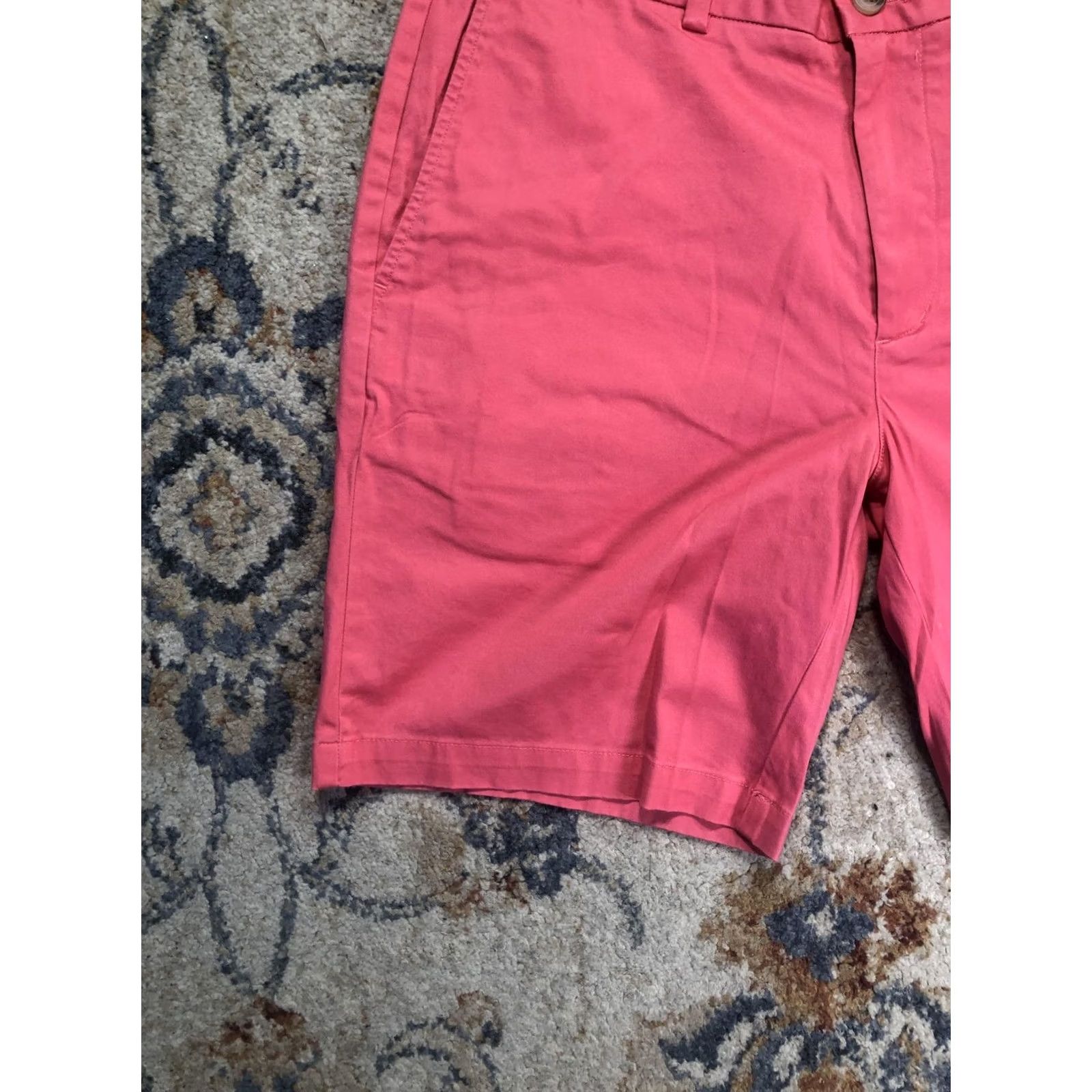 Vineyard Vines Vineyard Vines Shorts Mens 35 Pink Stretch Flat Front Chino 9 Inseam Summer Mens Size US 35 - 4 Thumbnail