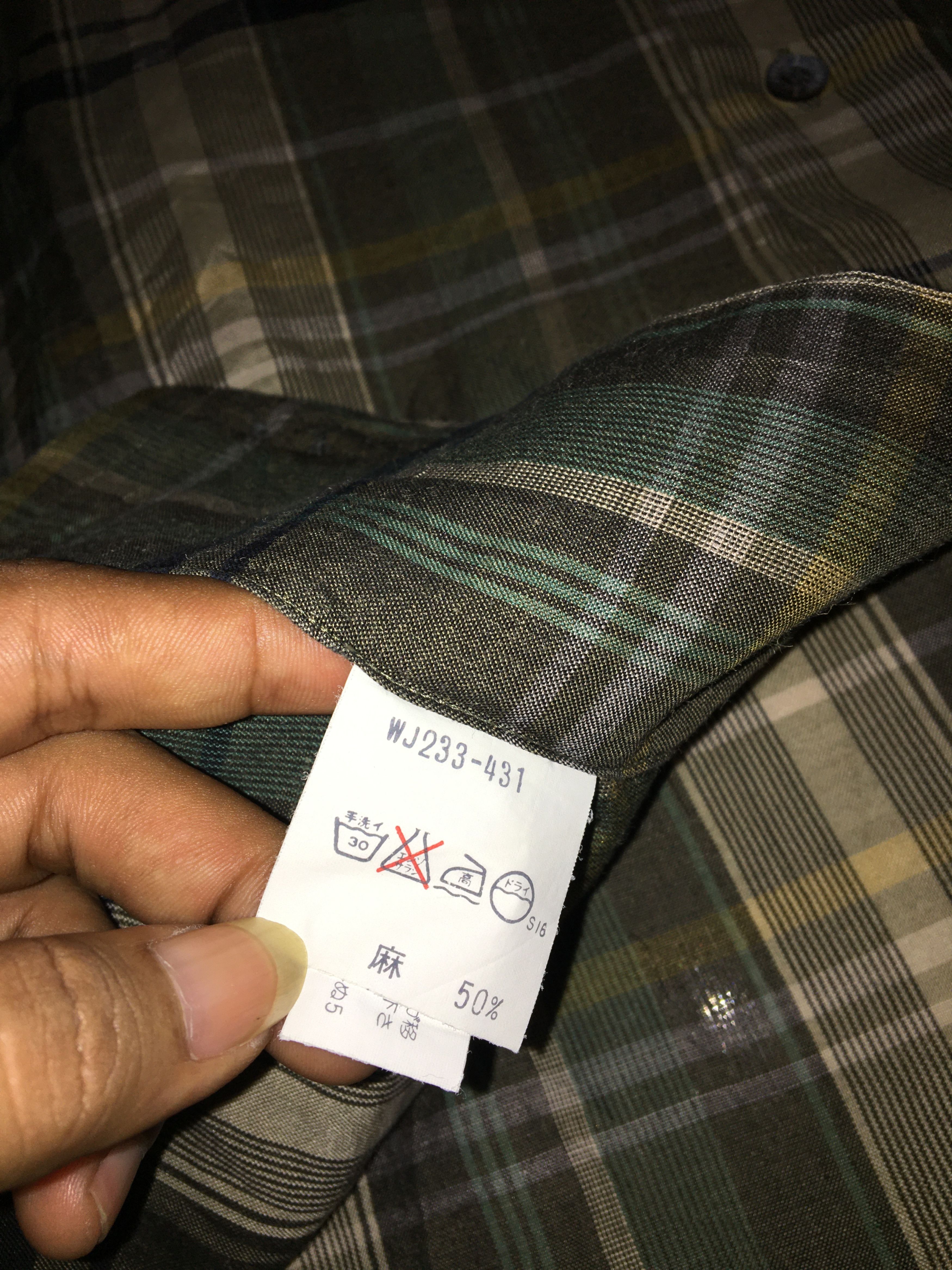 Vintage Vintage Open Collar Burberry Button Ups Size US L / EU 52-54 / 3 - 8 Thumbnail