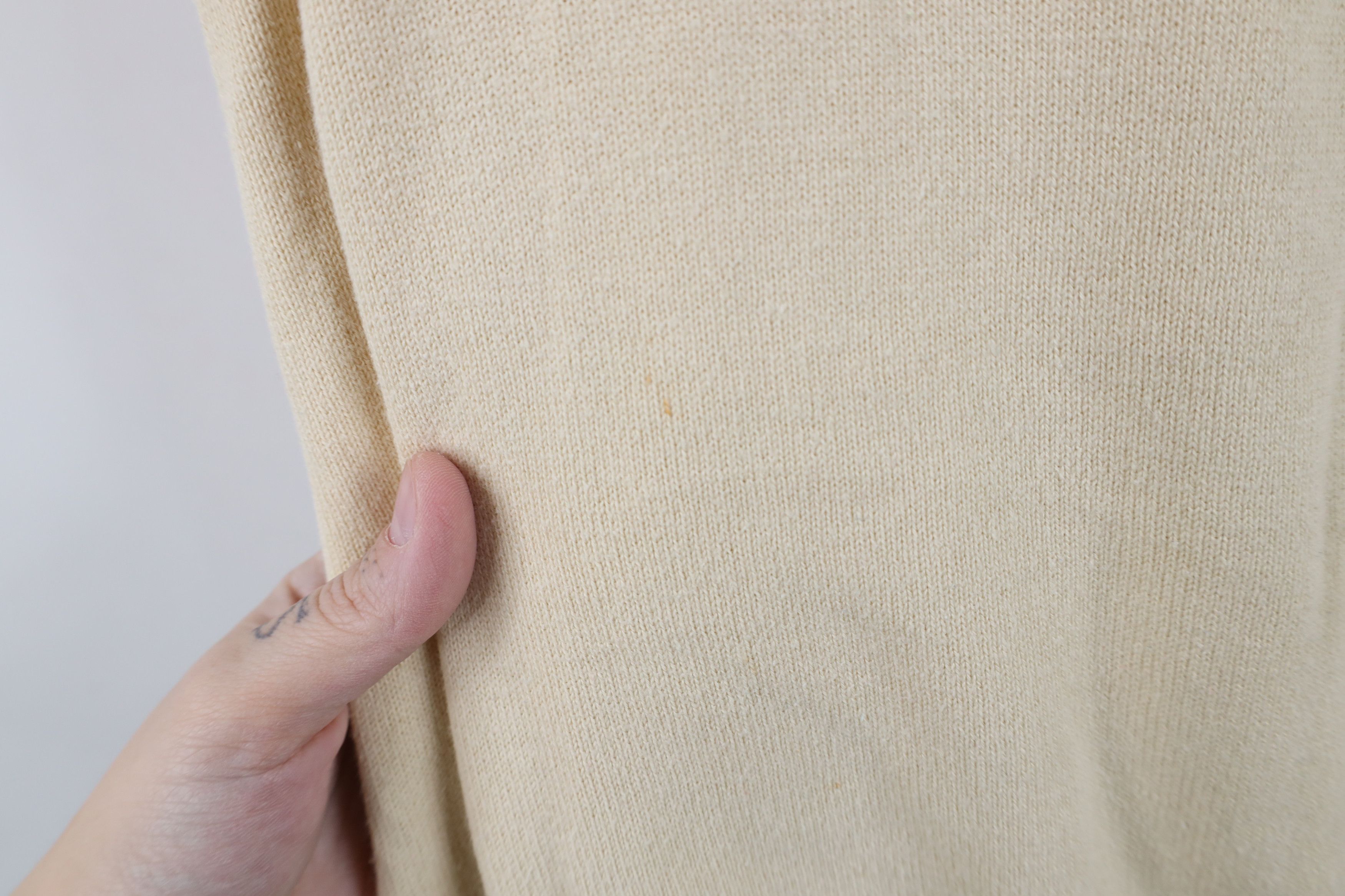 Tommy Hilfiger Vintage Tommy Hilfiger Knit V-Neck Sweater Vest Beige Tan Size US XL / EU 56 / 4 - 9 Thumbnail