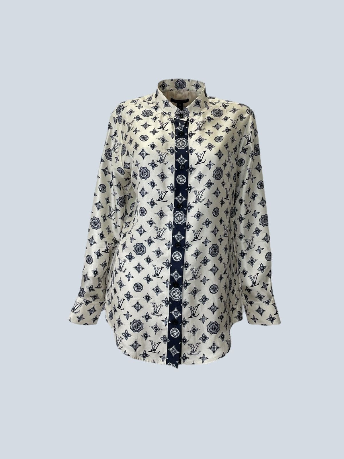 Louis Vuitton Louis Vuitton Monogram silk twill shirt, 38fr. Size S / US 4 / IT 40 - 2 Thumbnail