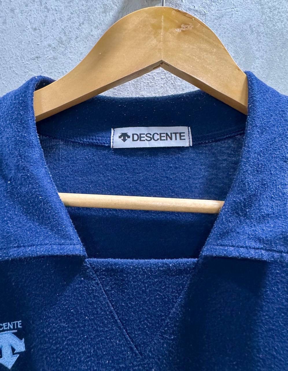 Other Vtg Descente 94-95 Jubilo Iwata home football Shirt Size US M / EU 48-50 / 2 - 3 Thumbnail