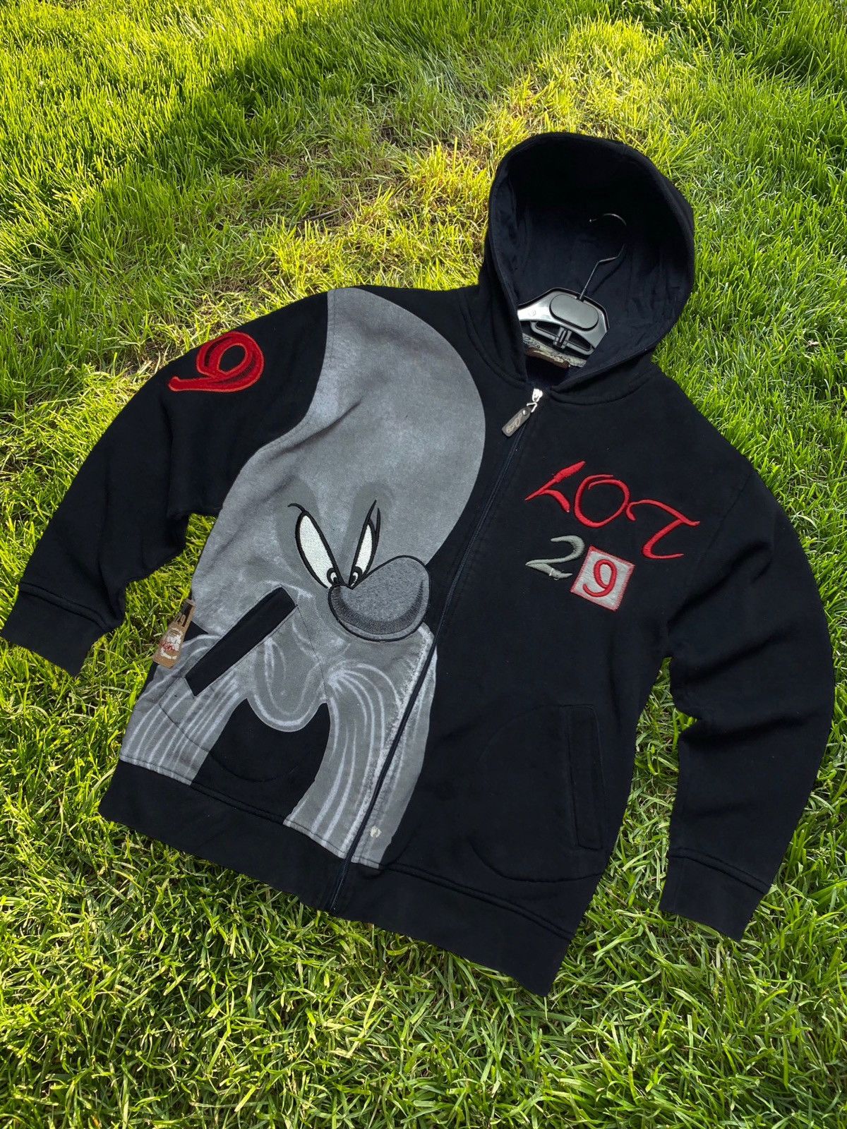 image of Movie x Vintage Lot 29 Zip Hoodie Cartoon Looney Tunes Size S/m in Black, Men's