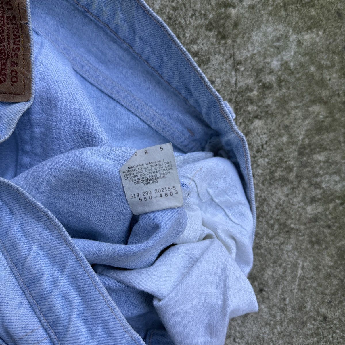 Levi's 90s Levi's 550 Light Wash Baggy Jeans ERD Grunge Chrome Size US 30 / EU 46 - 6 Thumbnail
