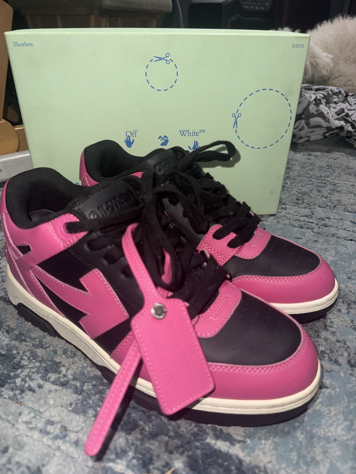 Off-White Off white OUT OF OFFICE Size US 9.5 / EU 42-43 - 8 Thumbnail