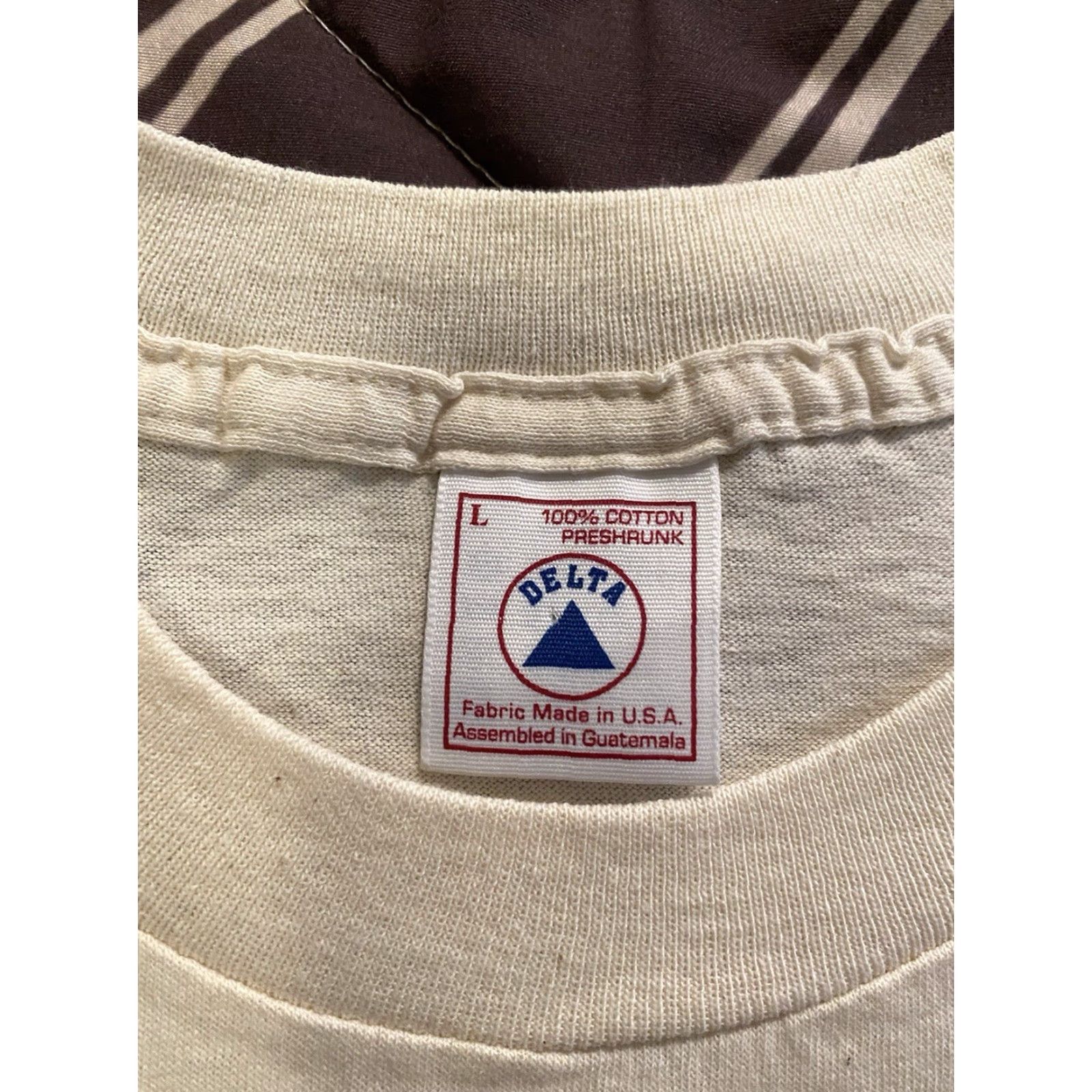 Delta VINTAGE Delta T-Shirt 90s Butterfly Art Ivory L Men's Short Sleeve Crew Neck Deadstock NWOT Single Stitch Shirt Size US L / EU 52-54 / 3 - 5 Thumbnail