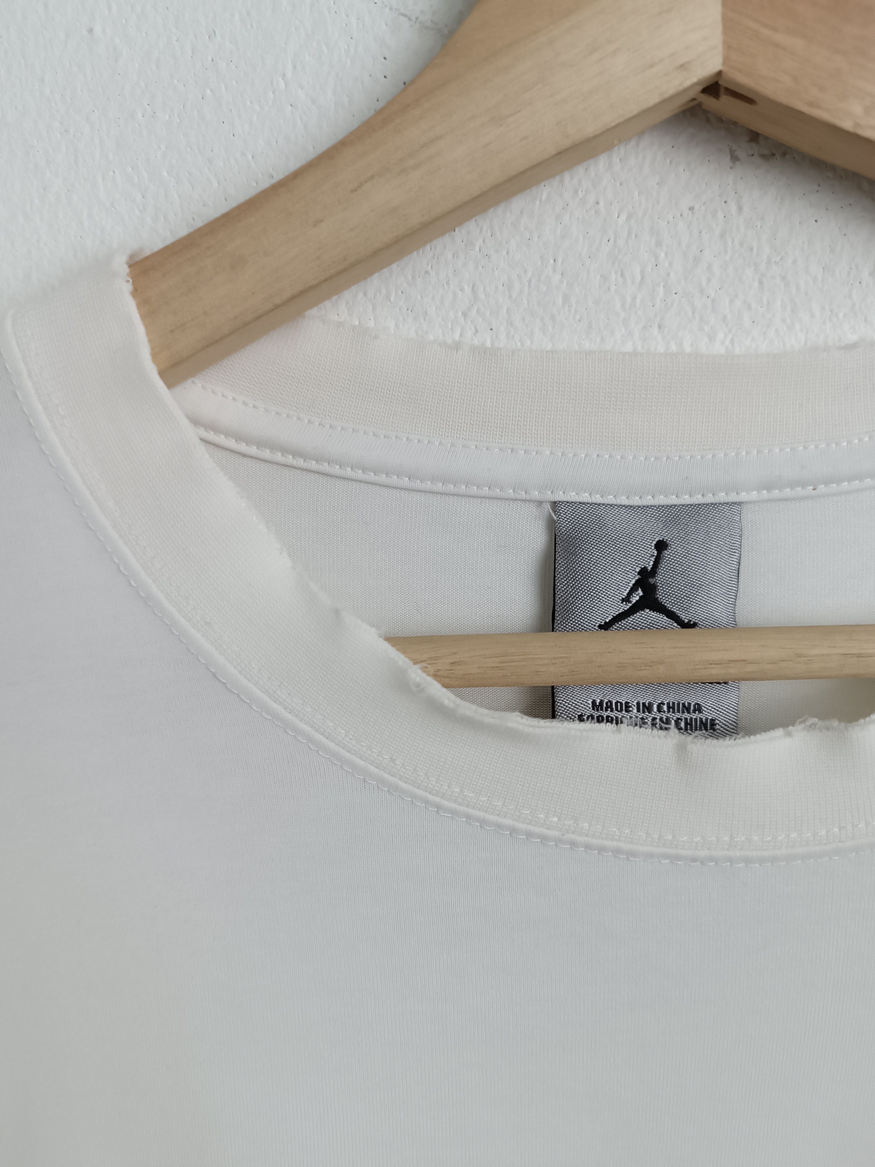Jordan Brand VINTAGE AIR JORDAN DISTRESSED BIG LOGO JUMPMAN NIKE TEE Size US L / EU 52-54 / 3 - 12 Thumbnail