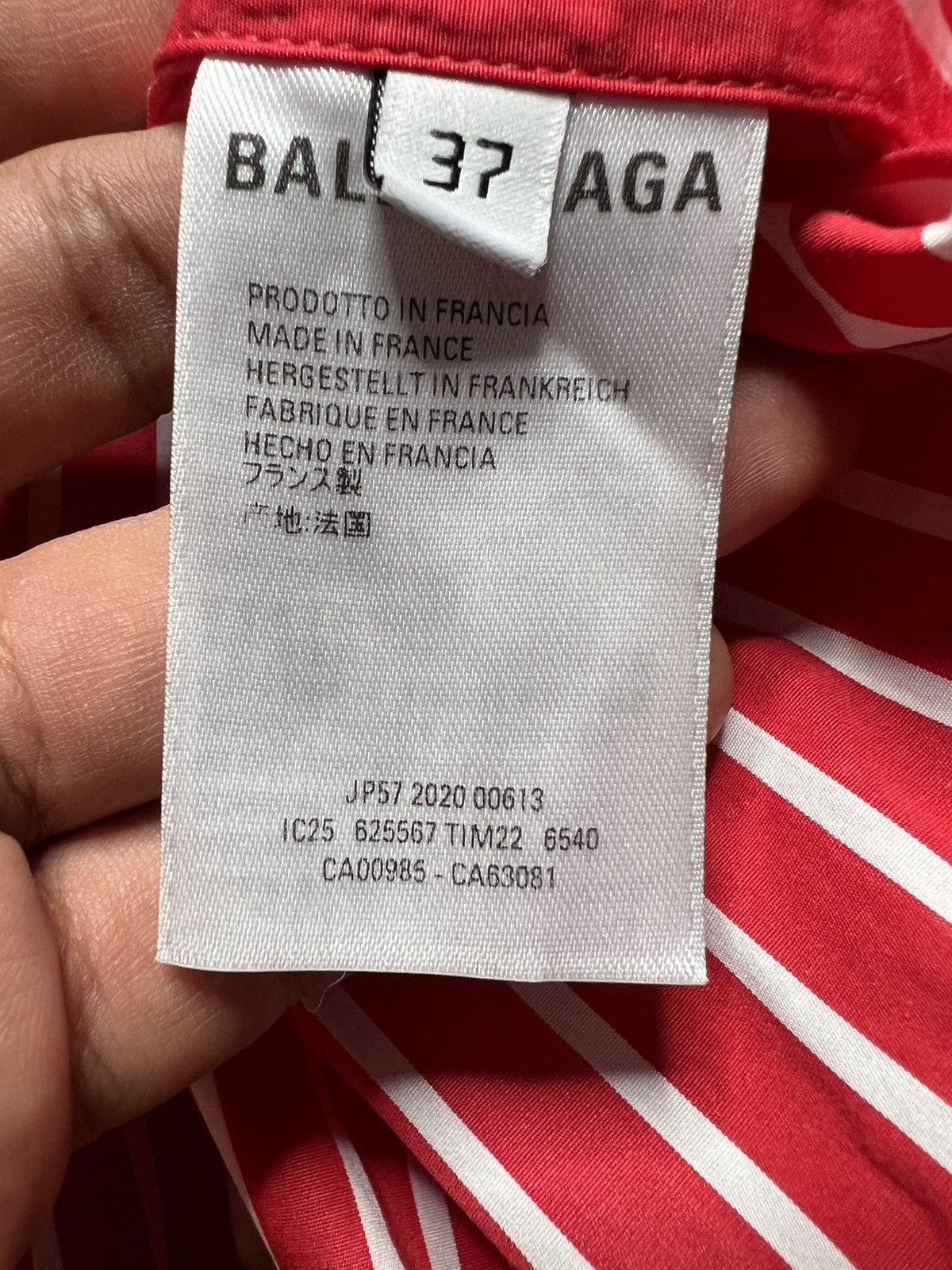 Balenciaga Balenciaga B embroidery Assymetrical Sleeves Oversized Shirt Size US M / EU 48-50 / 2 - 11 Thumbnail