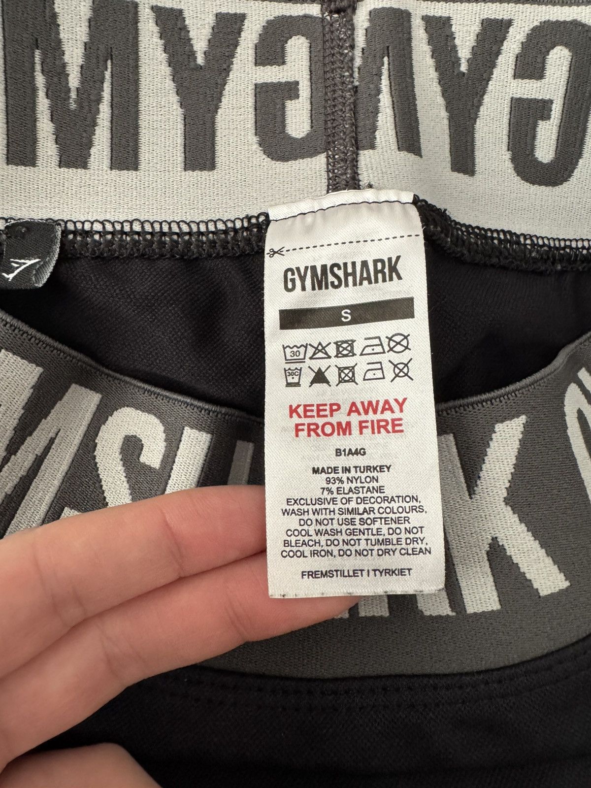 Gymshark Gym Shorts Size 26" / US 2 / IT 38 - 4 Thumbnail