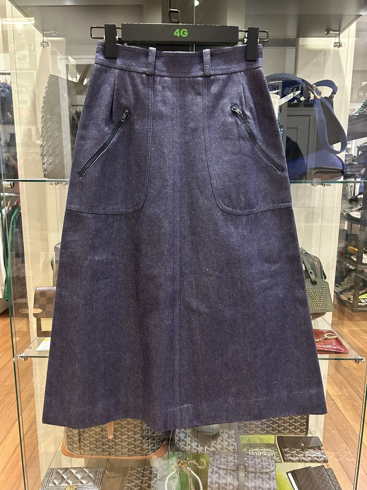 Gucci Gucci Vintage Denim Skirt Size 27" / US 4 / IT 40 - 2 Thumbnail