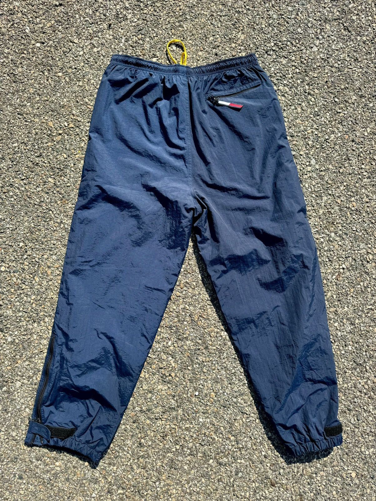Tommy Hilfiger × Vintage Vintage Tommy Hilfiger 90’s Hip Hop Track Pants Size US 32 / EU 48 - 8 Thumbnail