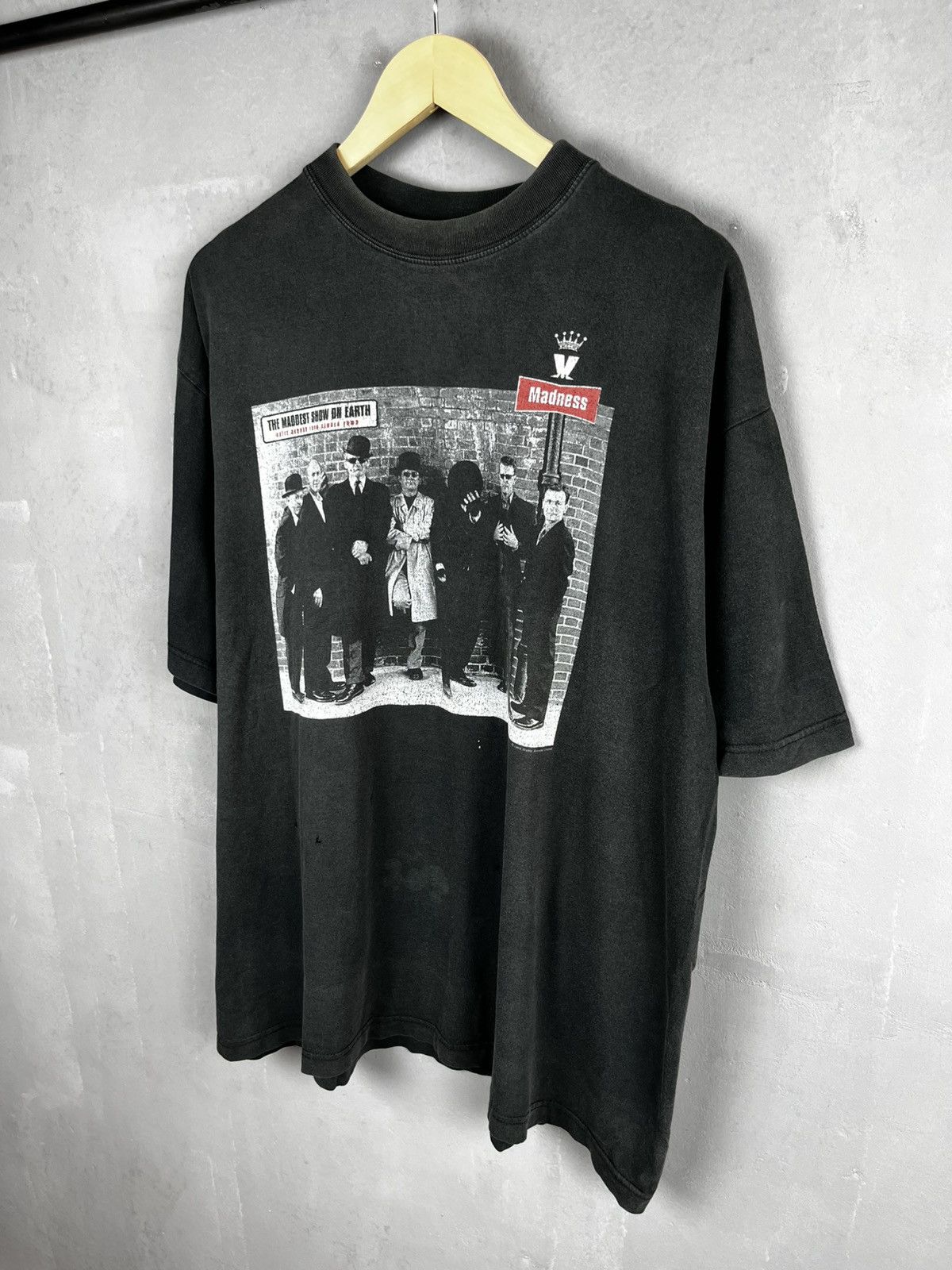 Band Tees Vintage 1999s Madness the Maddest Show on Earth Size US XL / EU 56 / 4 - 1 Thumbnail