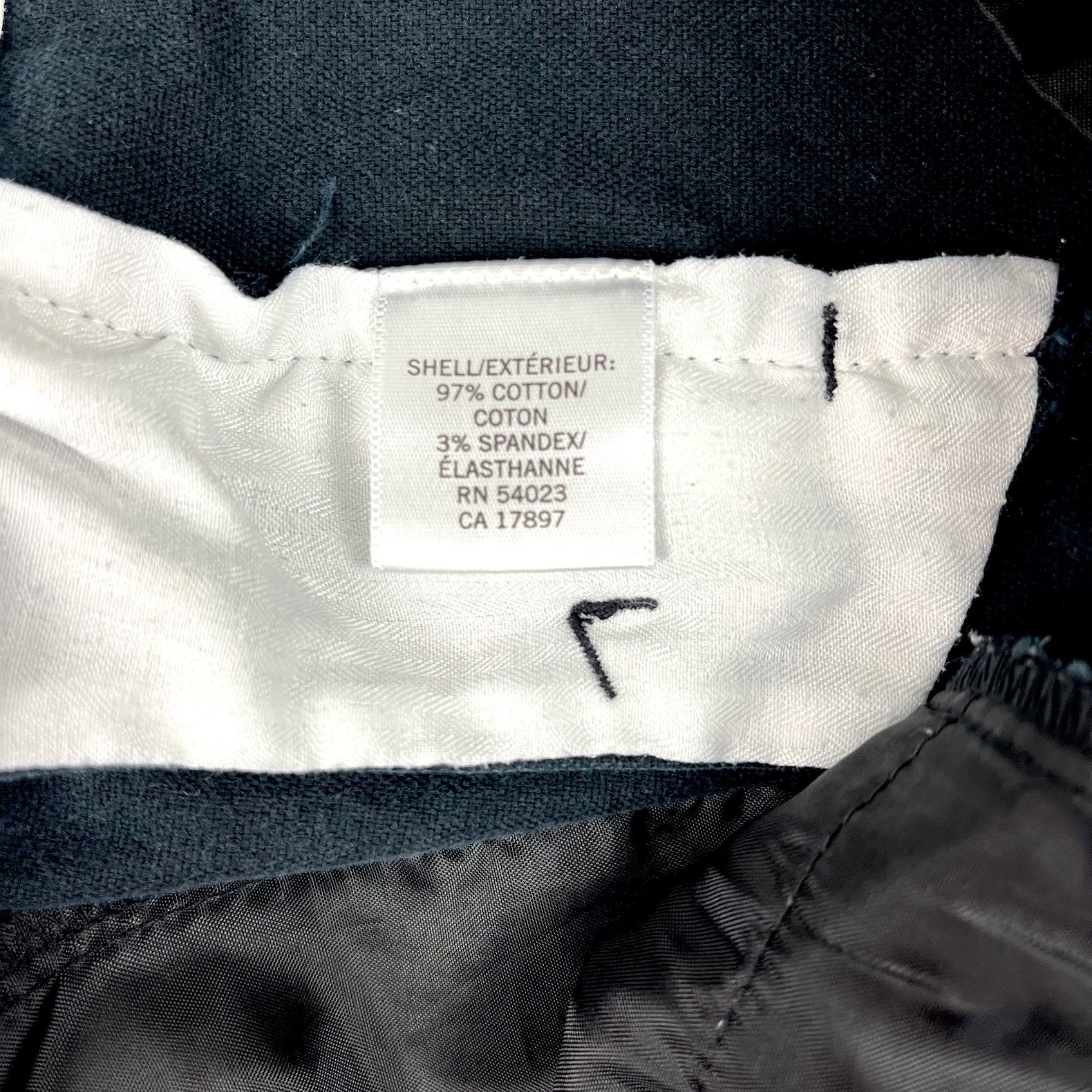 Banana Republic Banana Republic Flat-Front Slash Pocket Black Chino Shorts S Size 28" / US 6 / IT 42 - 5 Thumbnail