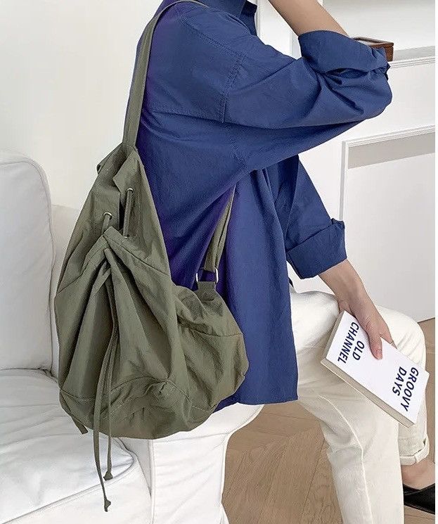 Japanese Brand Streetwear Nylon Lightweight Drawstring Backpack Size ONE SIZE - 5 Thumbnail