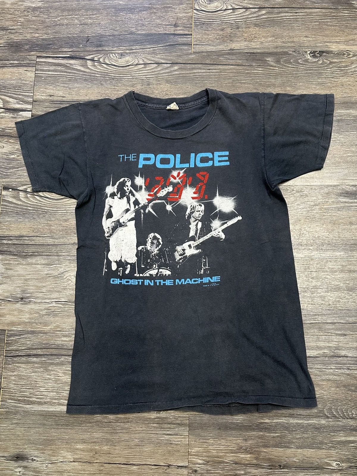 Vintage Vintage The Police Graphic T-Shirt Size US L / EU 52-54 / 3 - 1 Thumbnail