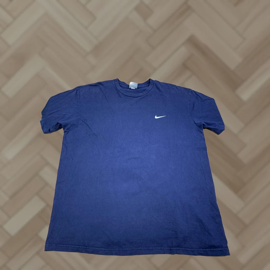 Nike VINTAGE Nike Shirt Men 2XL Blue Silver Tag Y2K Crew Neck 13071 Size US XXL / EU 58 / 5 - 1 Thumbnail