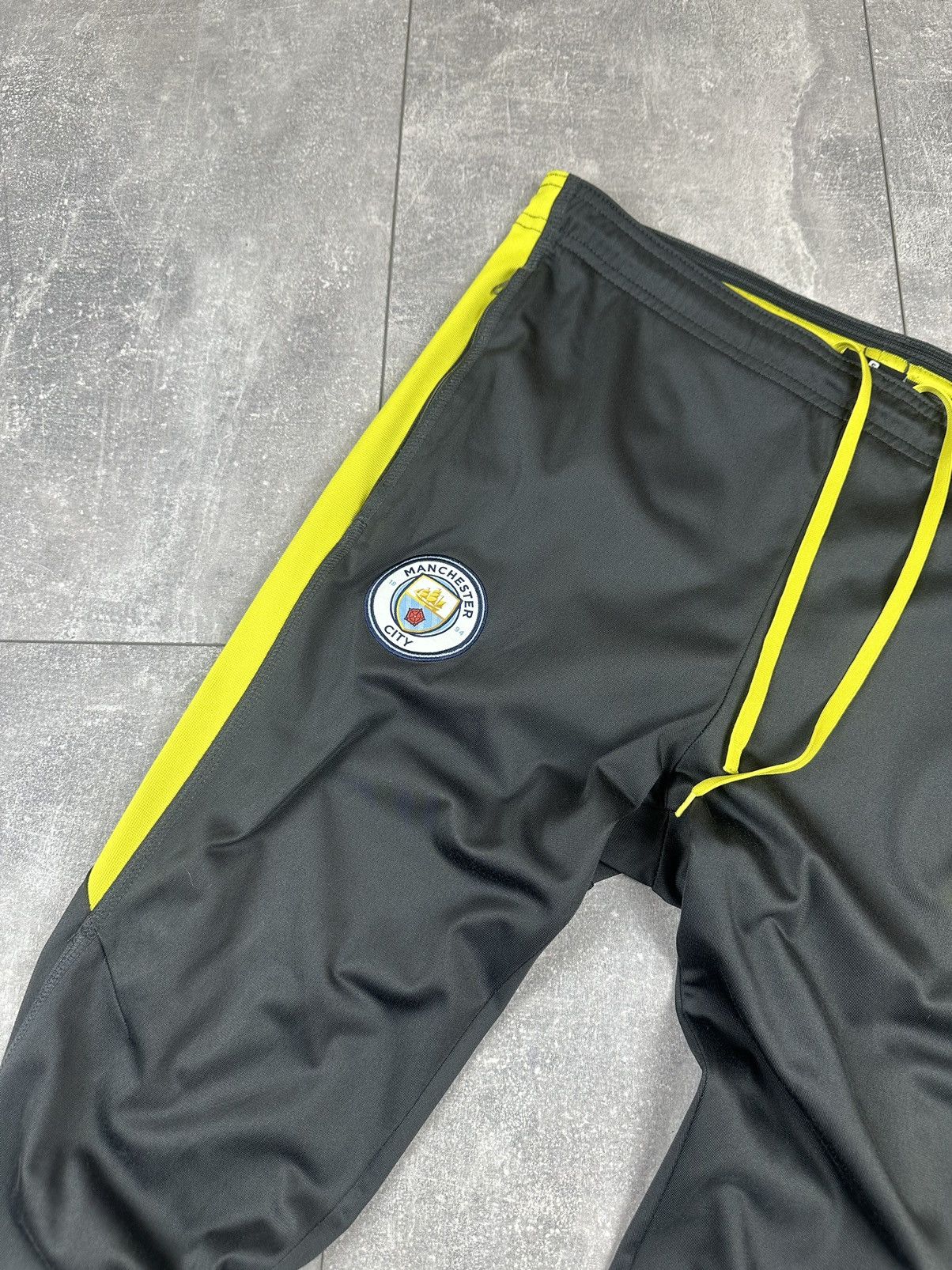 Nike Nike Manchester City Tracksuit Bottom Mens Pants Size US 32 / EU 48 - 7 Thumbnail