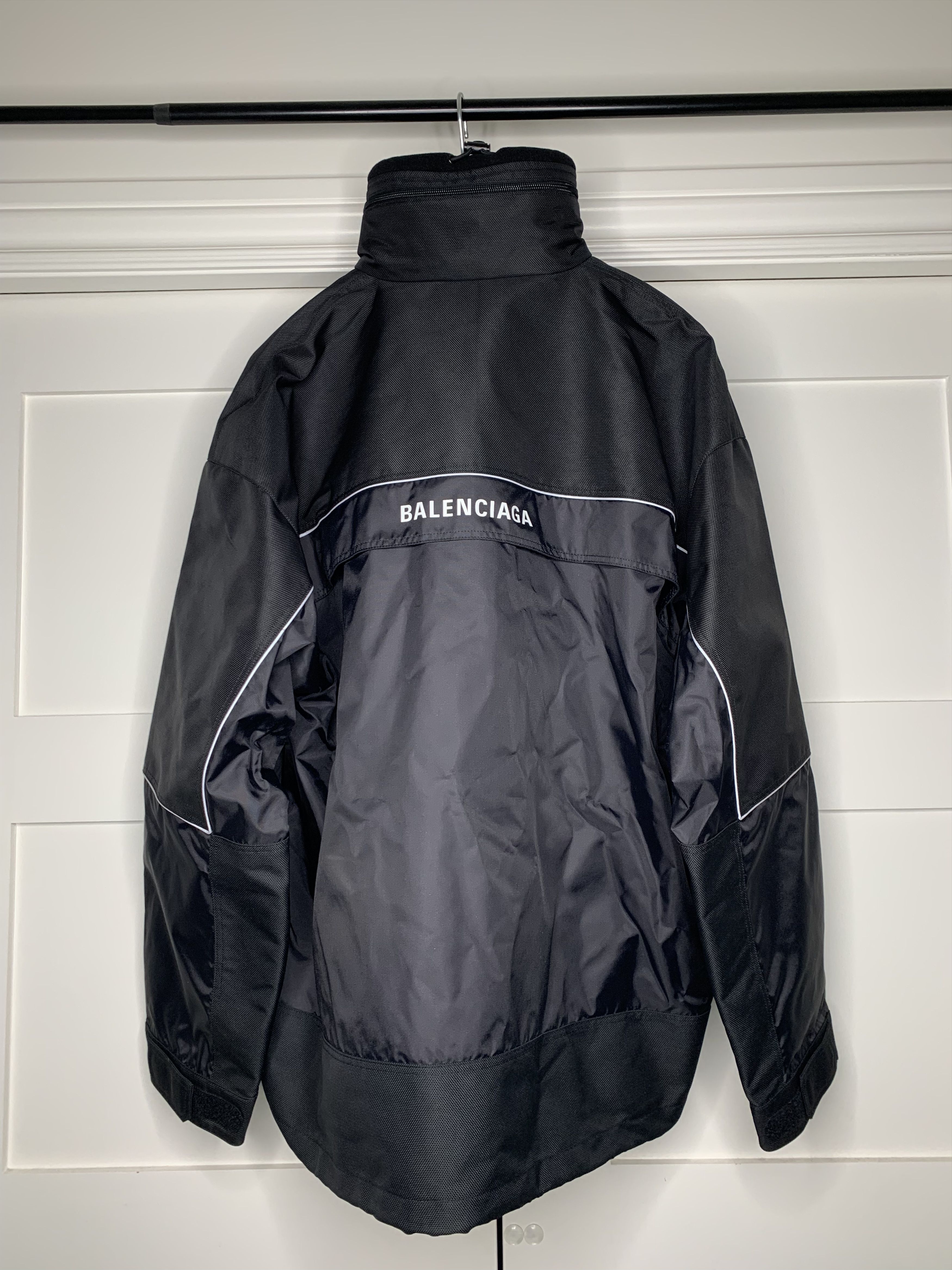 Balenciaga Balenciaga 80s Logo Black Windbreaker Nylon Jacket Size US M / EU 48-50 / 2 - 4 Thumbnail