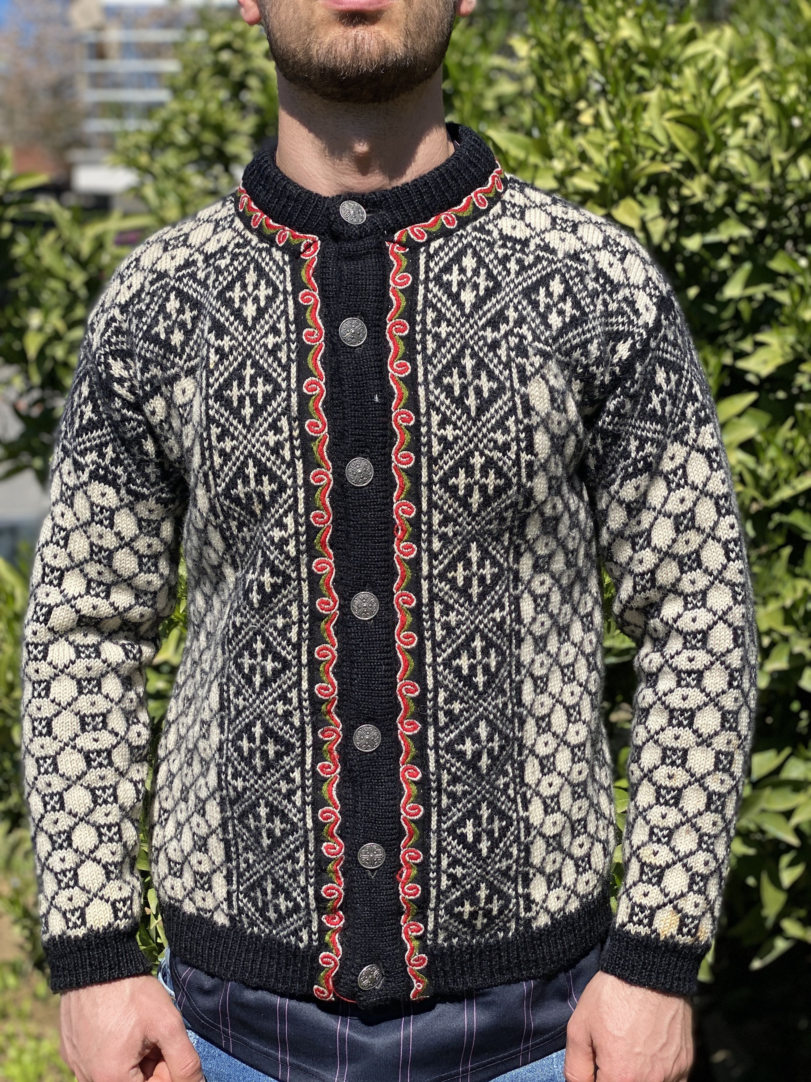 Dale Of Norway Cardigan Dale Of Norway Winter HandCrafted Slim Fit Size M Size US M / EU 48-50 / 2 - 1 Thumbnail