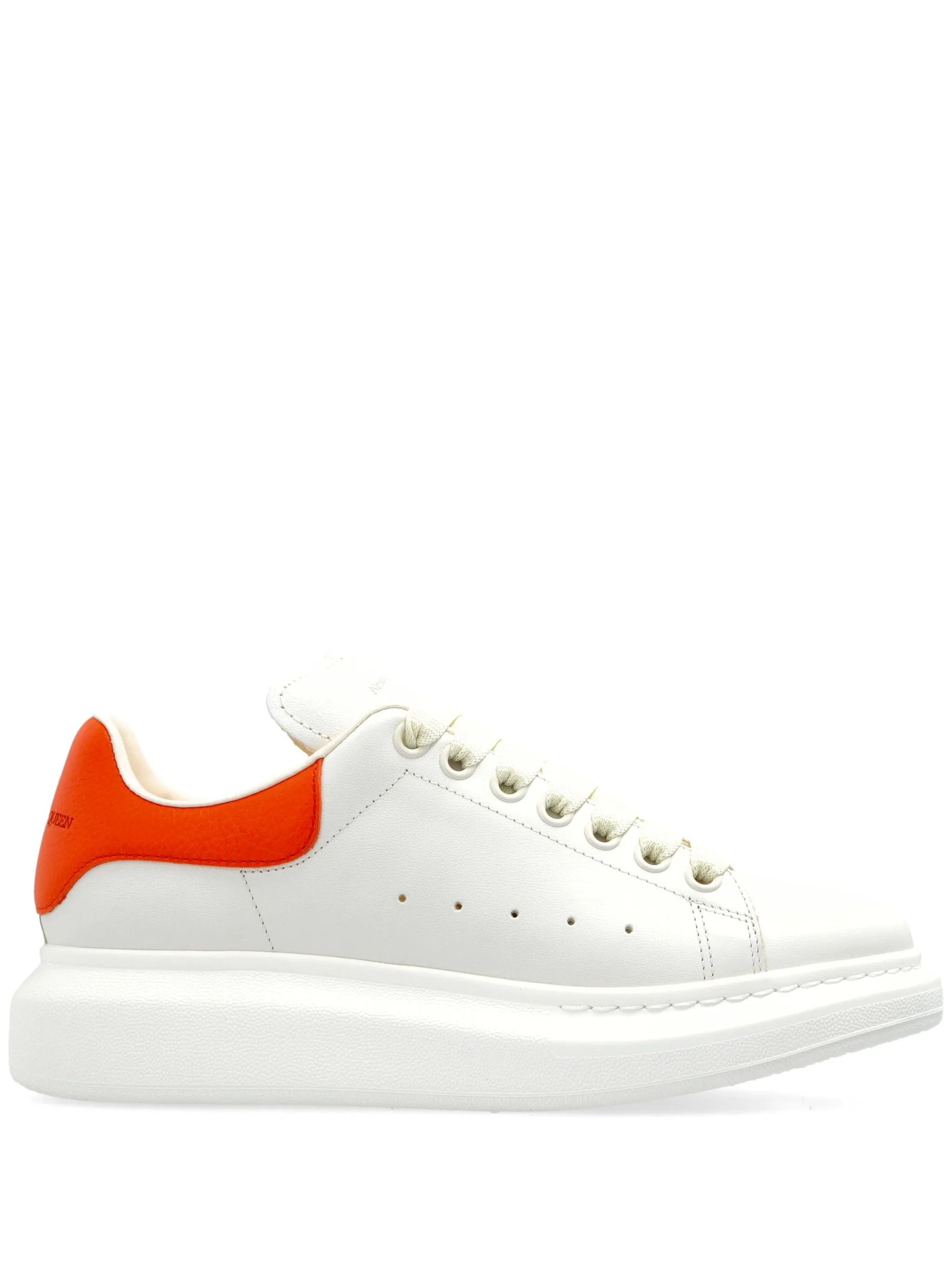 Alexander McQueen o1w1db10725 Sneakers in White Size US 7 / EU 40 - 1 Thumbnail