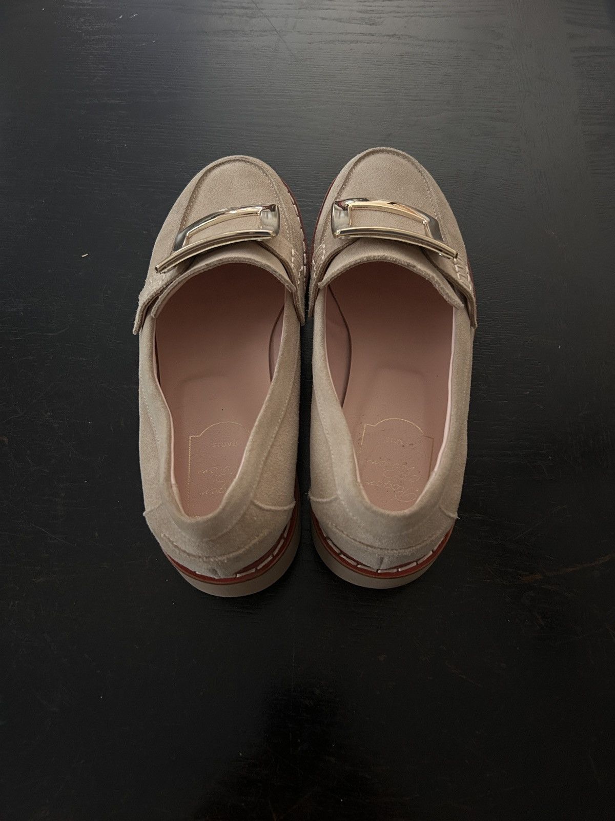 Roger Vivier Roger Vivier Loafers. Sz. 40 Beige with oversized buckle Size US 10 / IT 40 - 6 Thumbnail
