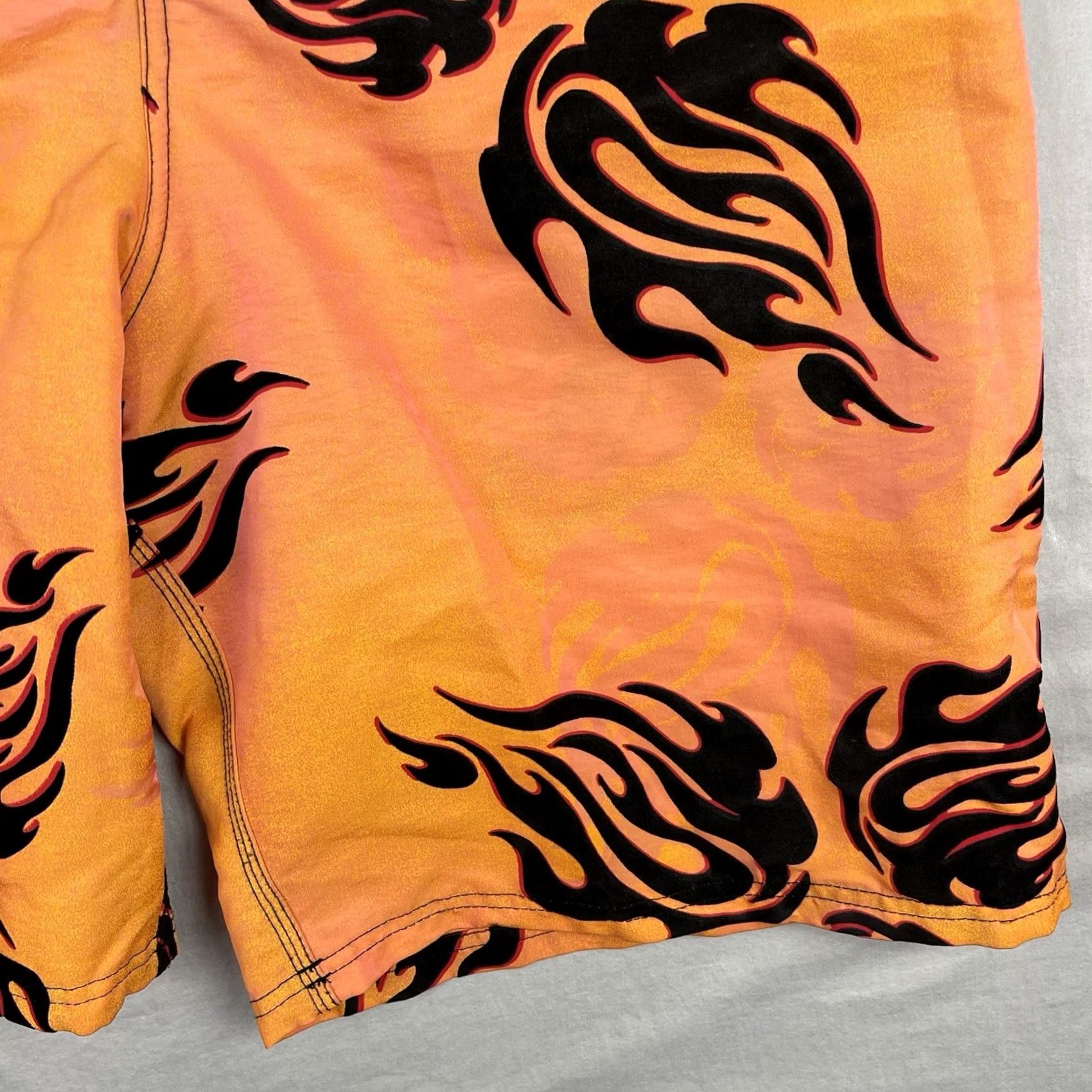 Vintage Hawaiian Island Creations Board Shorts Mens 36 Swim Surf Flames Vintage HIC Orange Polyester Nylon Pockets Drawstring Beach Surfing 90s Mens Size US 36 / EU 52 - 4 Thumbnail