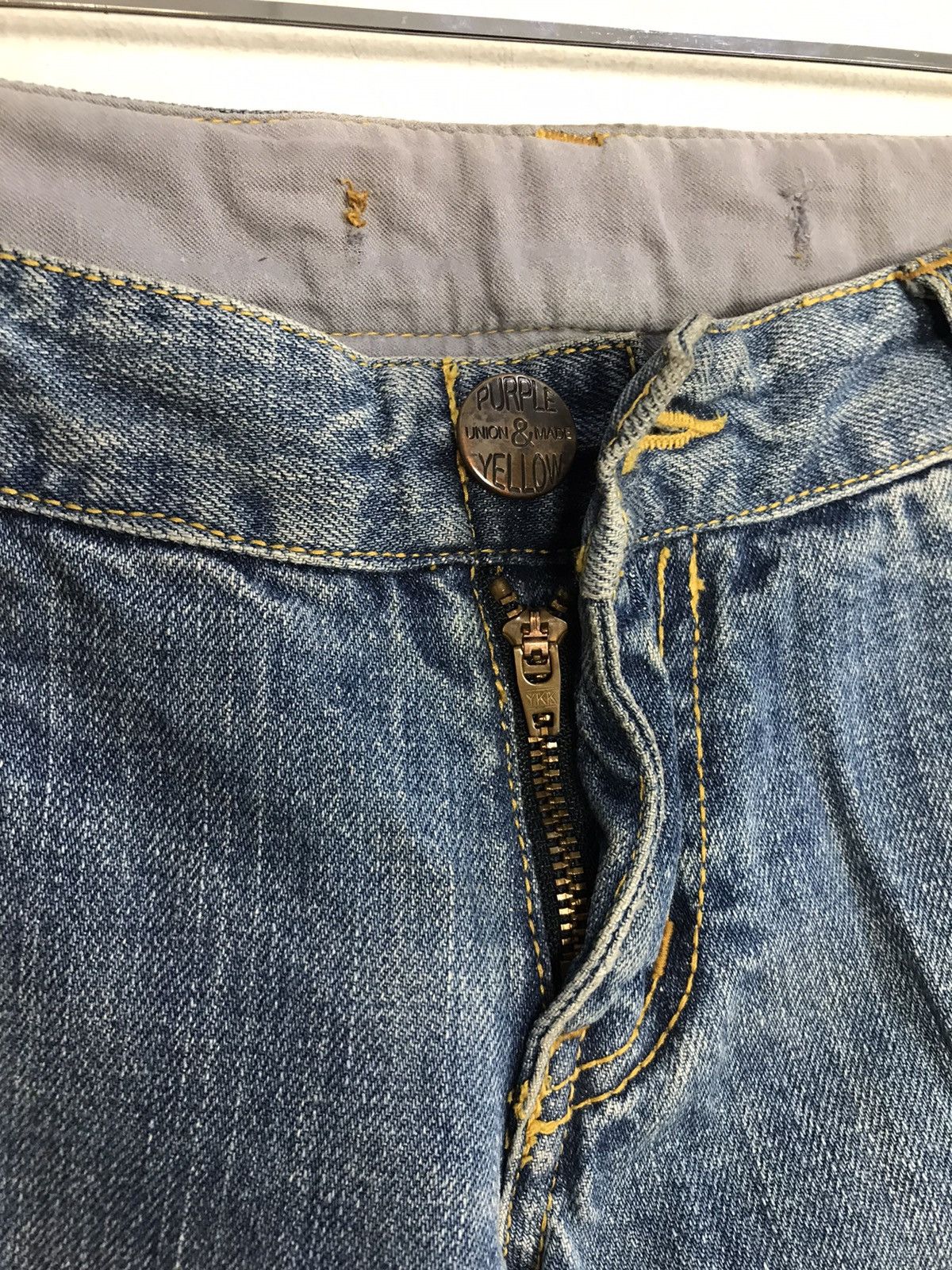 Japanese Brand Vintage Purple & Yellow Distressed Short Pants Zipper Style Size 34" / US 12 / IT 48 - 11 Thumbnail