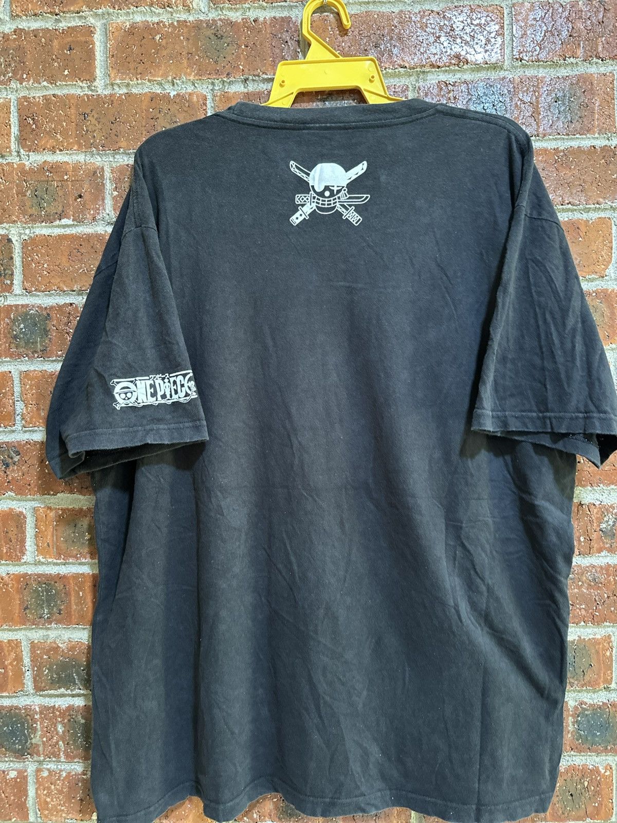 Anime × One Piece × Vintage Vintage Anime One Peace Zoro Big Face Faded Oversize Tee Size US XXL / EU 58 / 5 - 5 Thumbnail