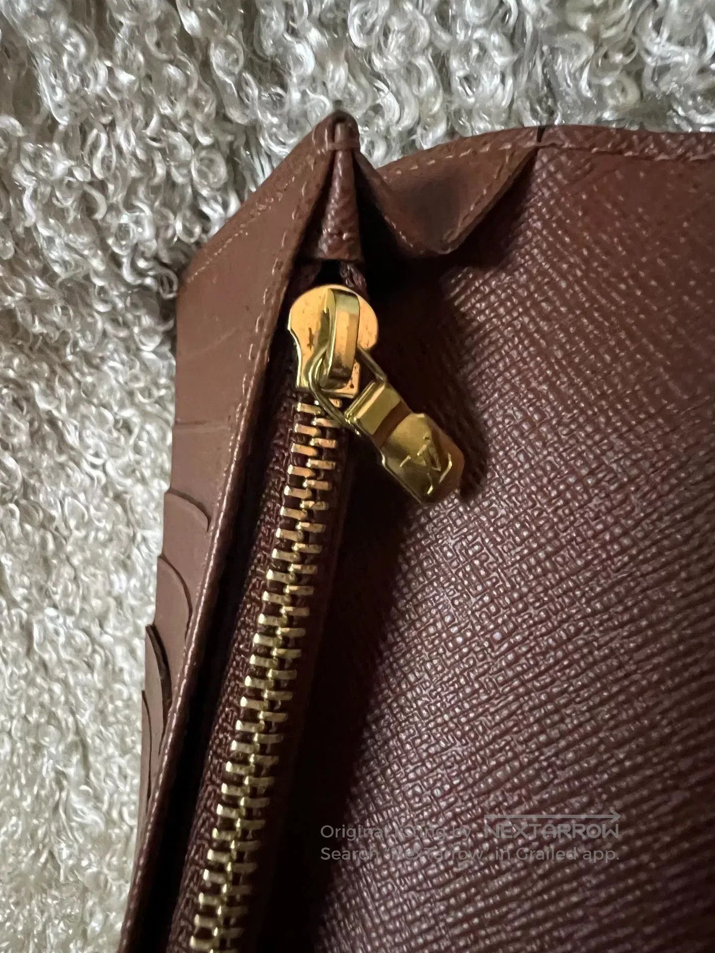 Louis Vuitton Louis Vuitton Classic Wallet. Size ONE SIZE - 4 Thumbnail