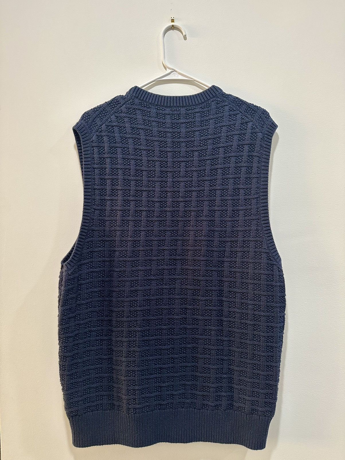 J.Crew J.Crew Textured Navy V-Neck Sweater Vest Size US L / EU 52-54 / 3 - 2 Thumbnail