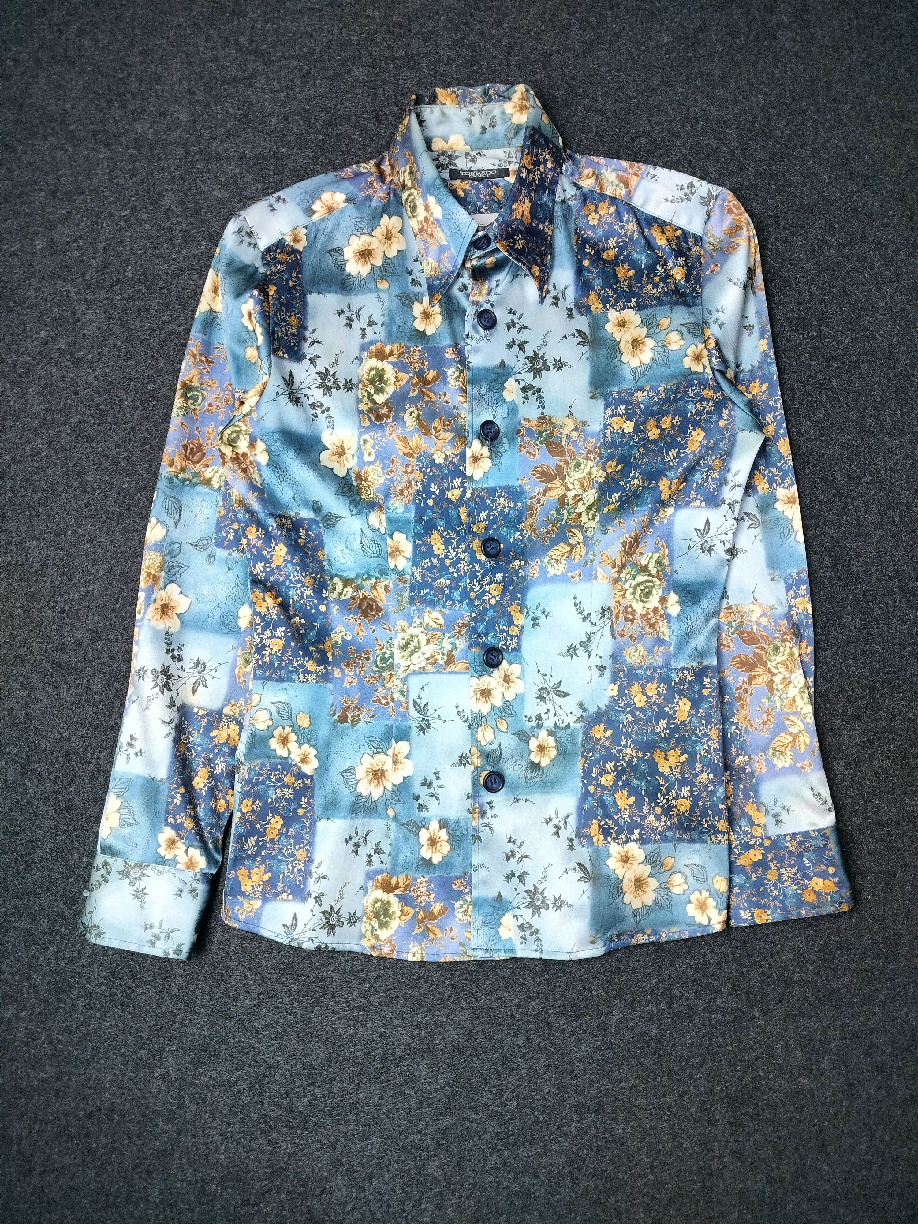Tornado Mart Tornado Mart Floral Button Ups Size US M / EU 48-50 / 2 - 1 Thumbnail