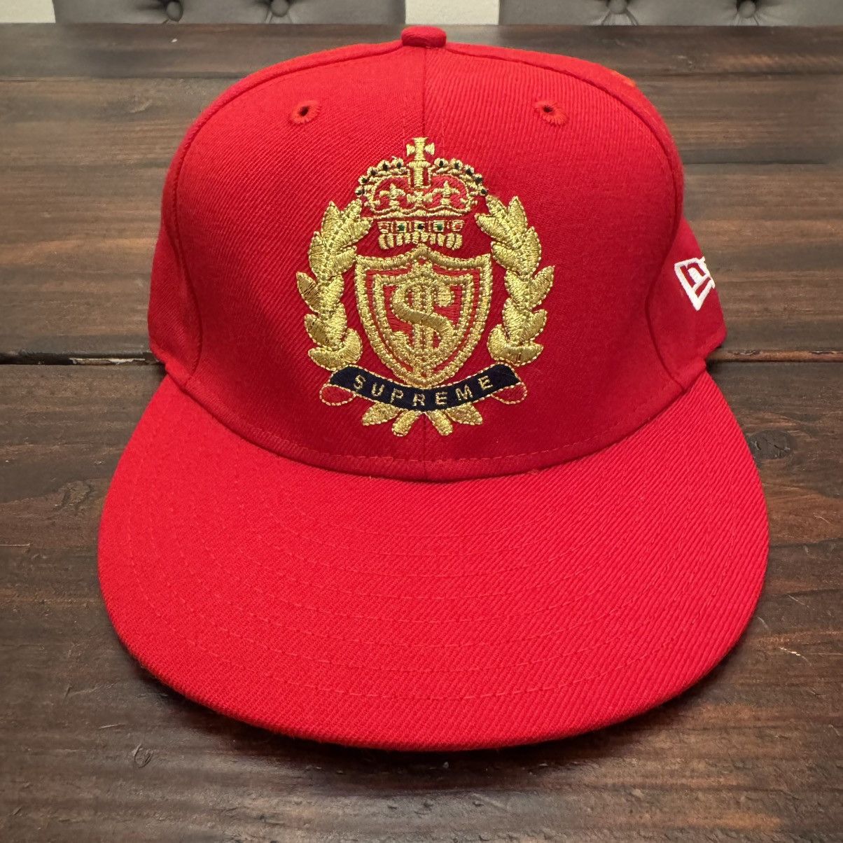 Supreme Vintage Supreme New Era Crest Fitted Hat Size ONE SIZE - 1 Thumbnail