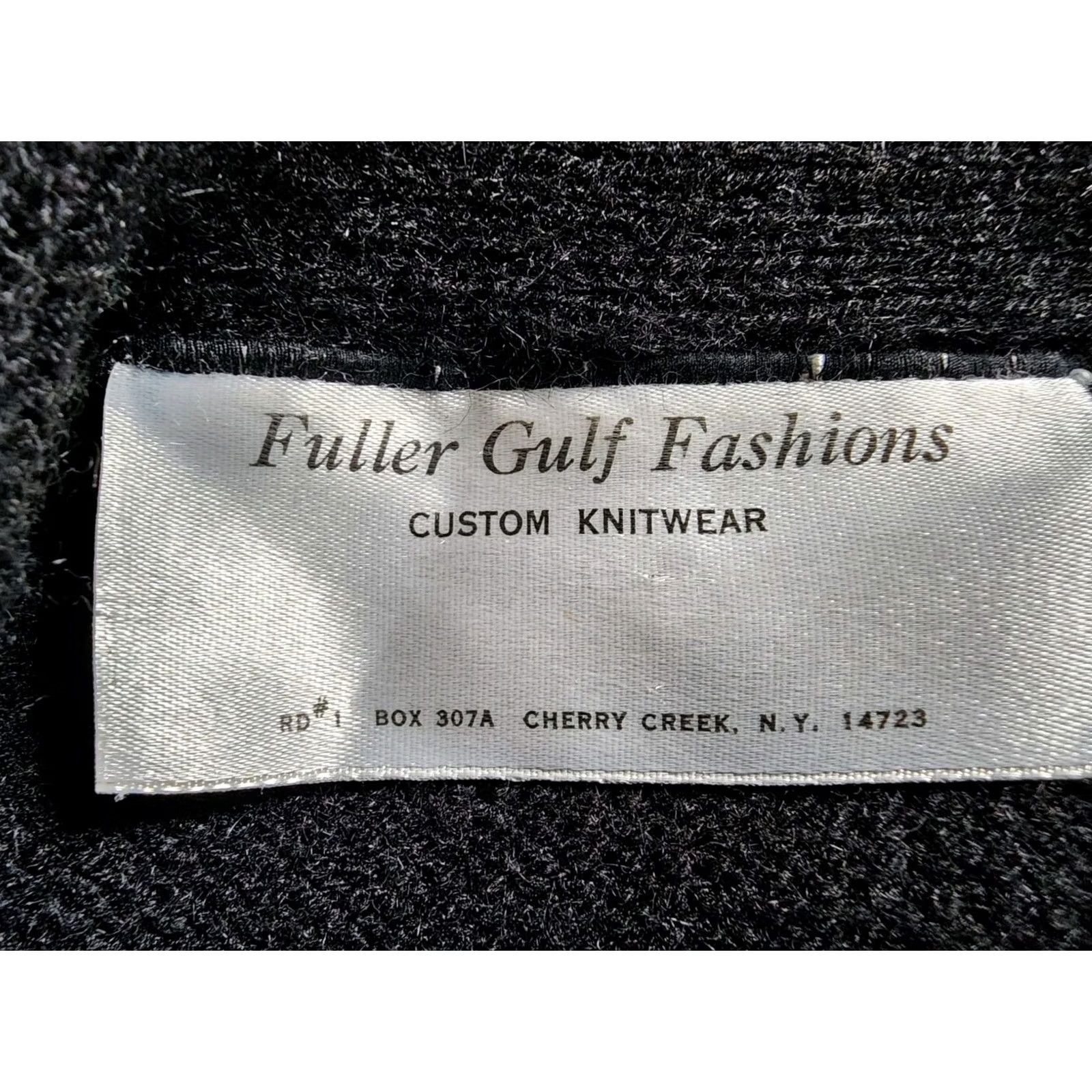 Vintage Vintage Fuller Gulf Fashions Arctic Cat Snowmobile Button Cardigan Acrylic Sweater USA Made S Black Mens Rockabilly Adult Small Size US S / EU 44-46 / 1 - 7 Thumbnail
