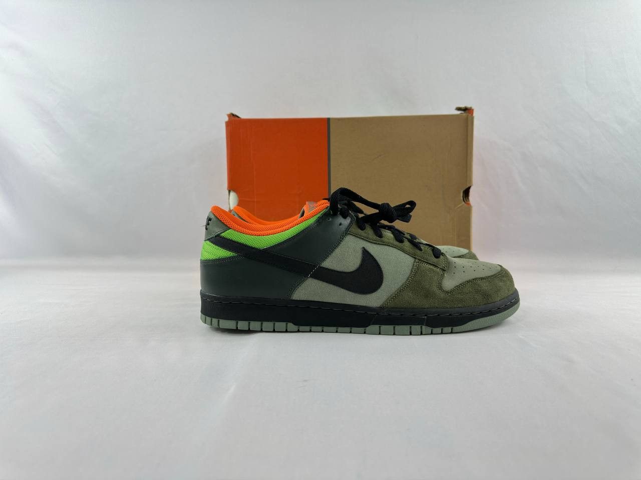 Nike Nike Dunk Cl Low Green 2006 304714-301 Men's Size 13 Size US 13 / EU 46 - 1 Thumbnail