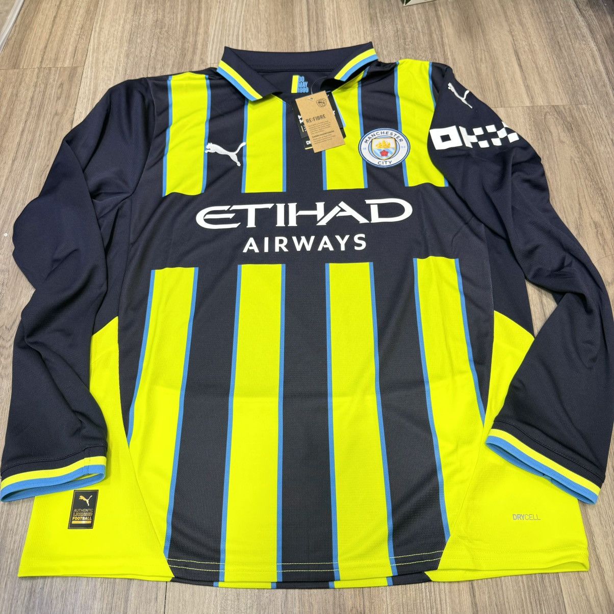 Puma Manchester City 24/25 away Longsleeves shirt #9 Haaland Size US L / EU 52-54 / 3 - 1 Thumbnail