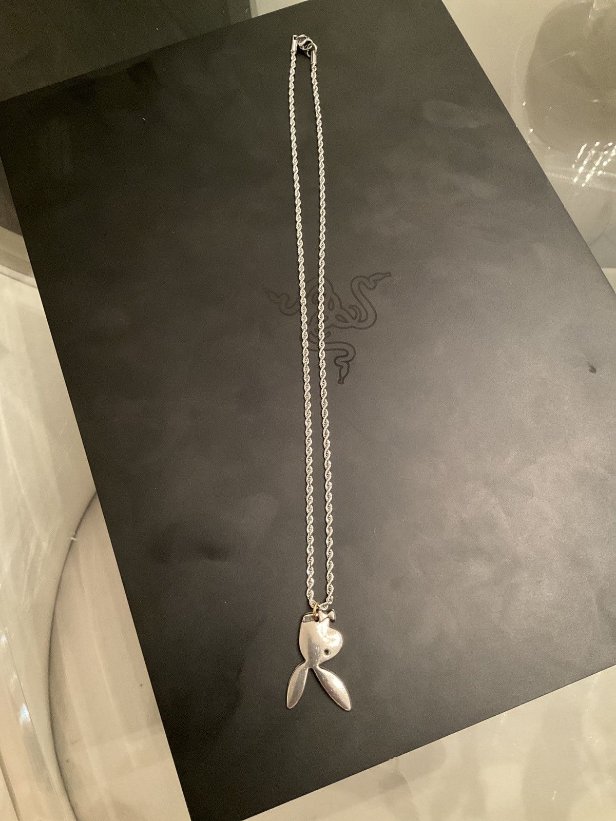 Designer × Playboy Playboi Carti Upside Down Playboy Chain with Bunny Size ONE SIZE - 2 Thumbnail
