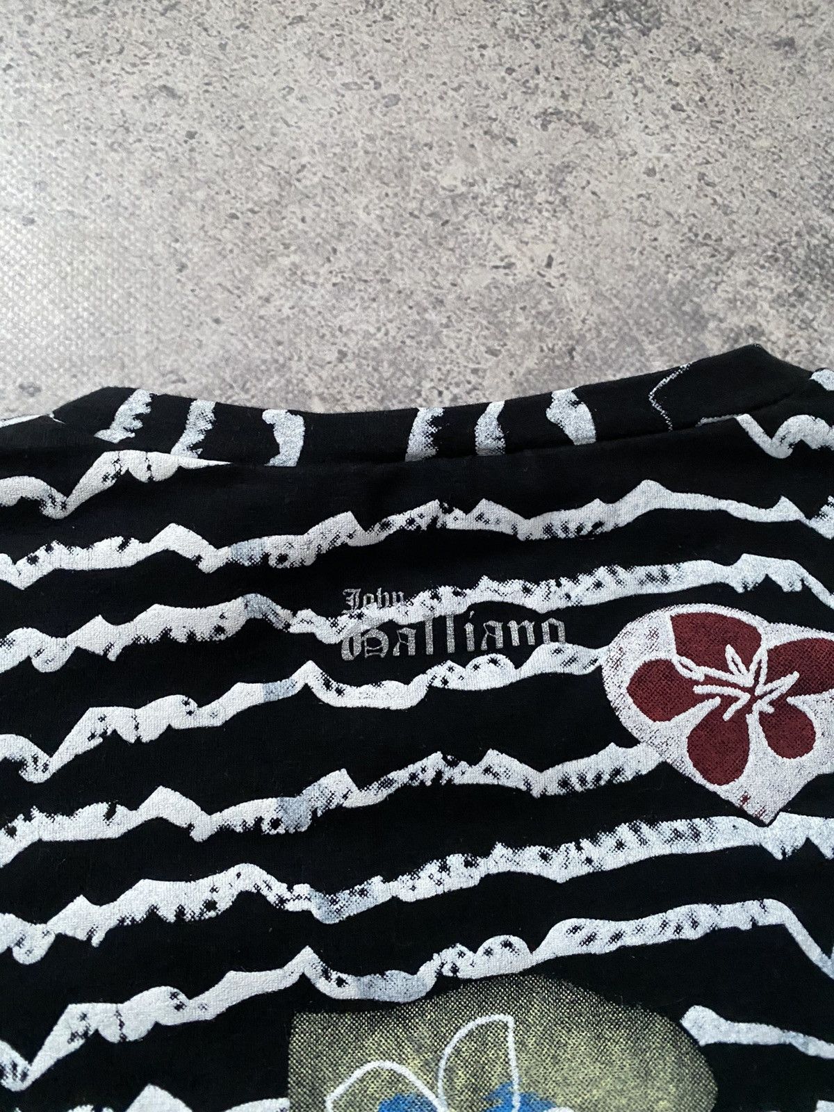 John Galliano John Galliano Flower All Over Print Long Sleeve Floral Shirt Size XL / US 12-14 / IT 48-50 - 17 Thumbnail