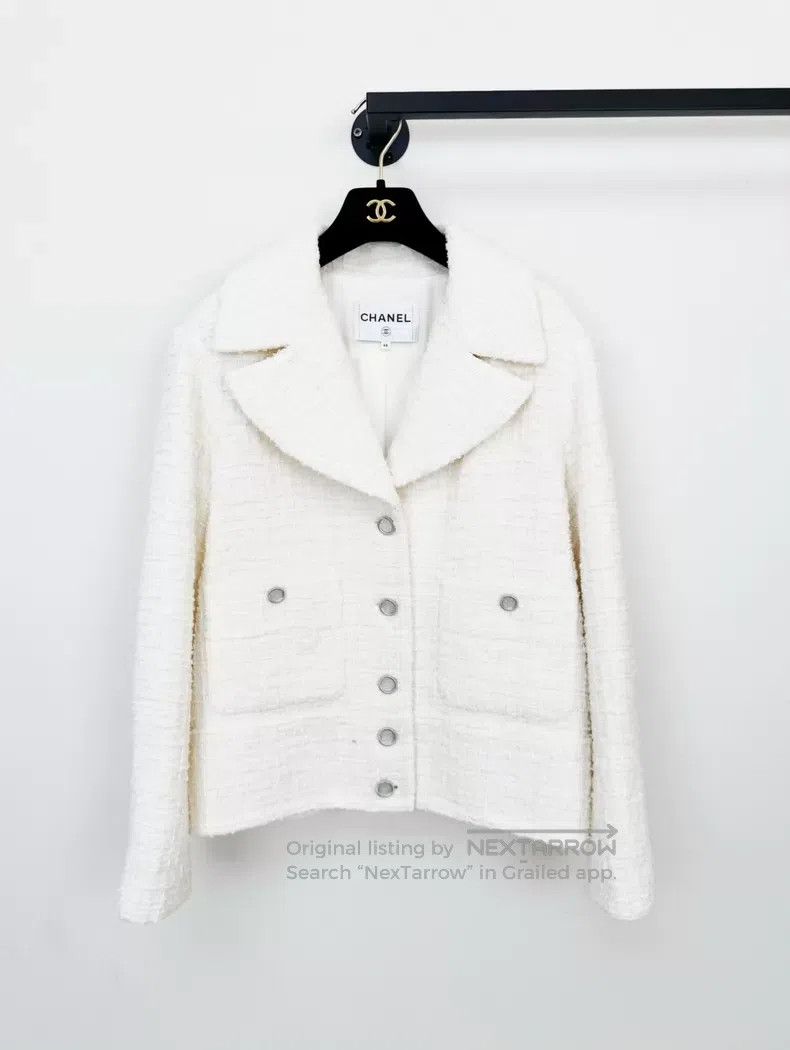 Chanel Chanel Knitted coat Size M / US 6-8 / IT 42-44 - 1 Thumbnail
