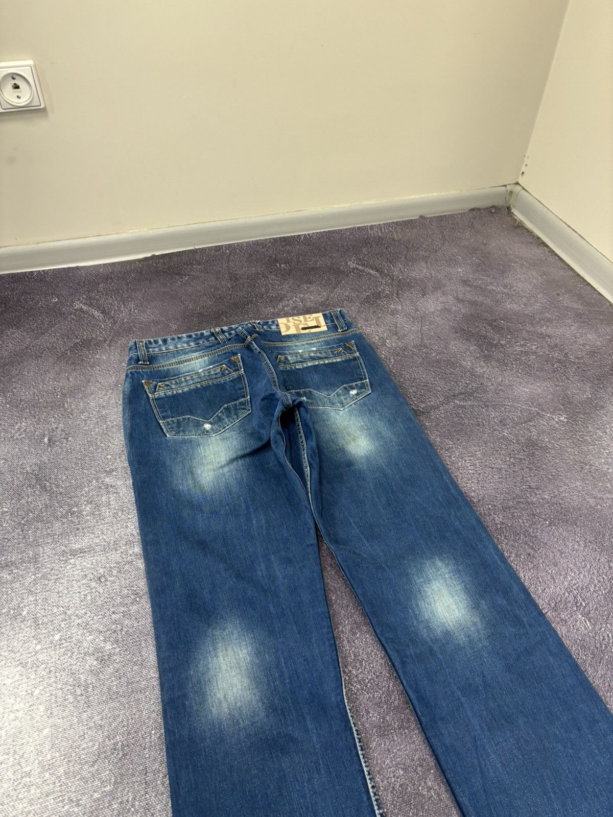 Diesel Vintage Diesel Y2K Faded Denim Hype Baggy Jeans Size US 34 / EU 50 - 5 Thumbnail