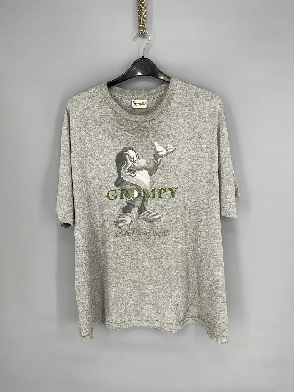Disney Vintage 90s Grumpy Seven Dwarves Disney Shirt Size XL Size US XXL / EU 58 / 5 - 1 Thumbnail