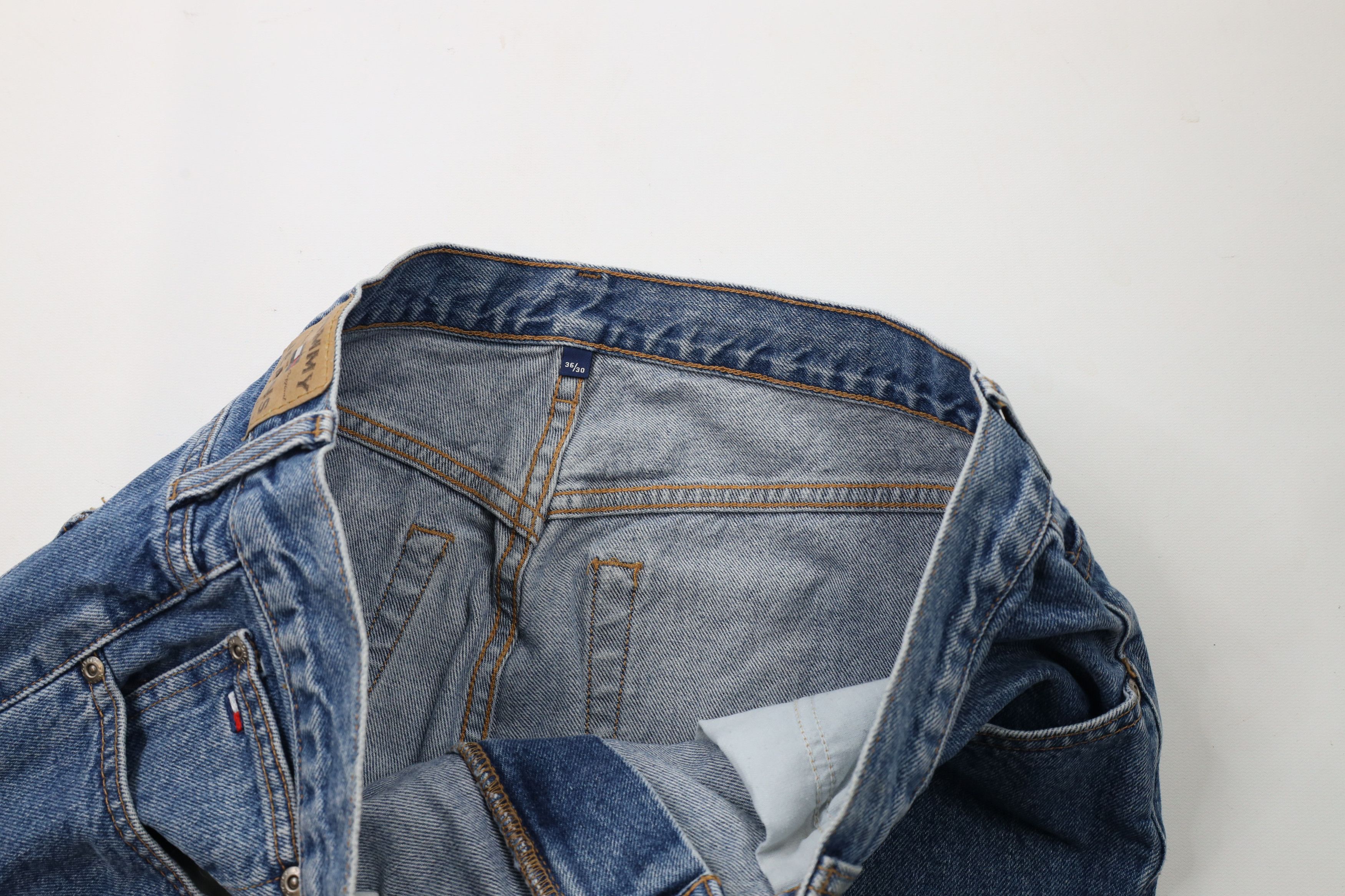 Tommy Hilfiger × Vintage Vintage 90s Tommy Hilfiger Relaxed Fit Denim Jeans Blue Size US 36 / EU 52 - 9 Thumbnail