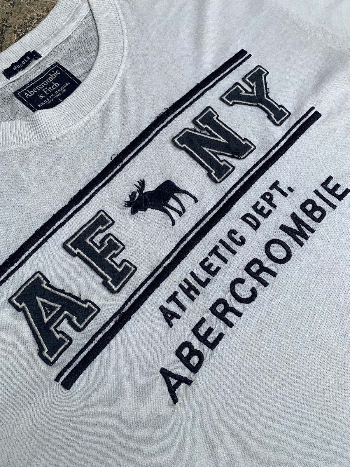 Abercrombie & Fitch × Vintage 2000s abercrombie & fitch Muscle Fit Embroidery Big Logo Tee Size US L / EU 52-54 / 3 - 2 Thumbnail