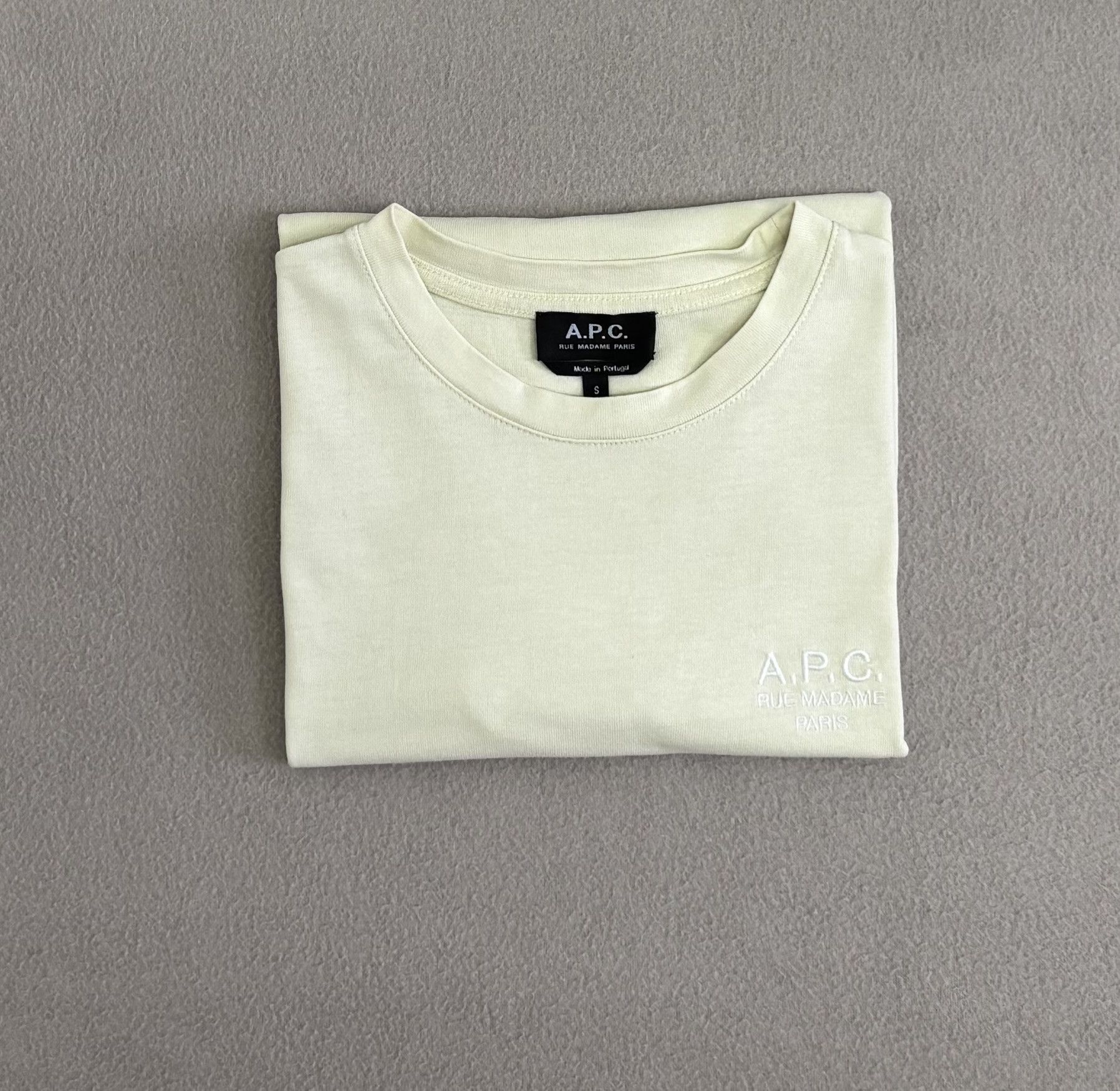 A.P.C. A.P.C Rue Madame Paris T-shirt Small Size US S / EU 44-46 / 1 - 14 Thumbnail