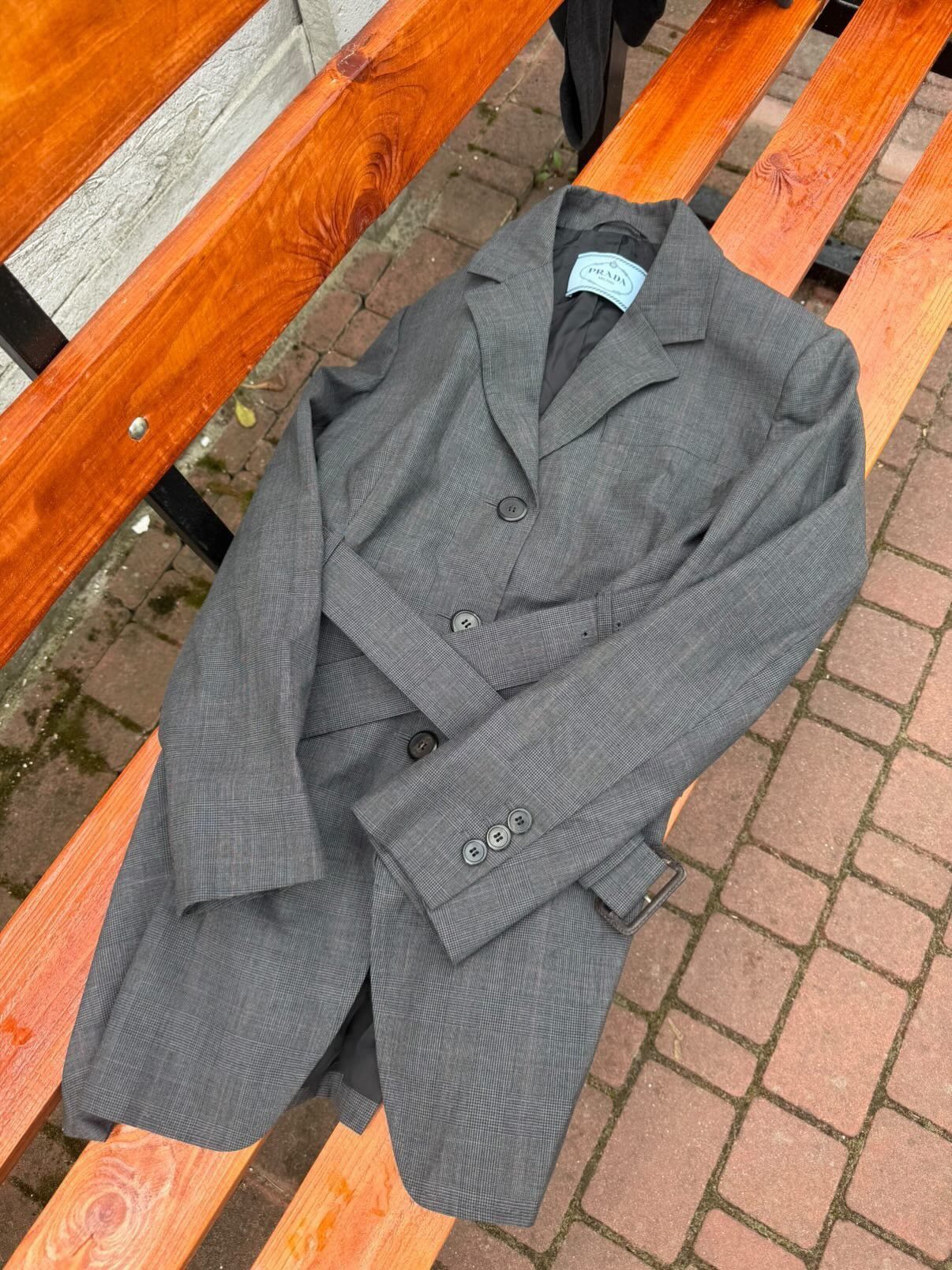 Prada Prada Prince Of Wales Check-Print Belted Blazer Gray Size M / US 6-8 / IT 42-44 - 1 Thumbnail