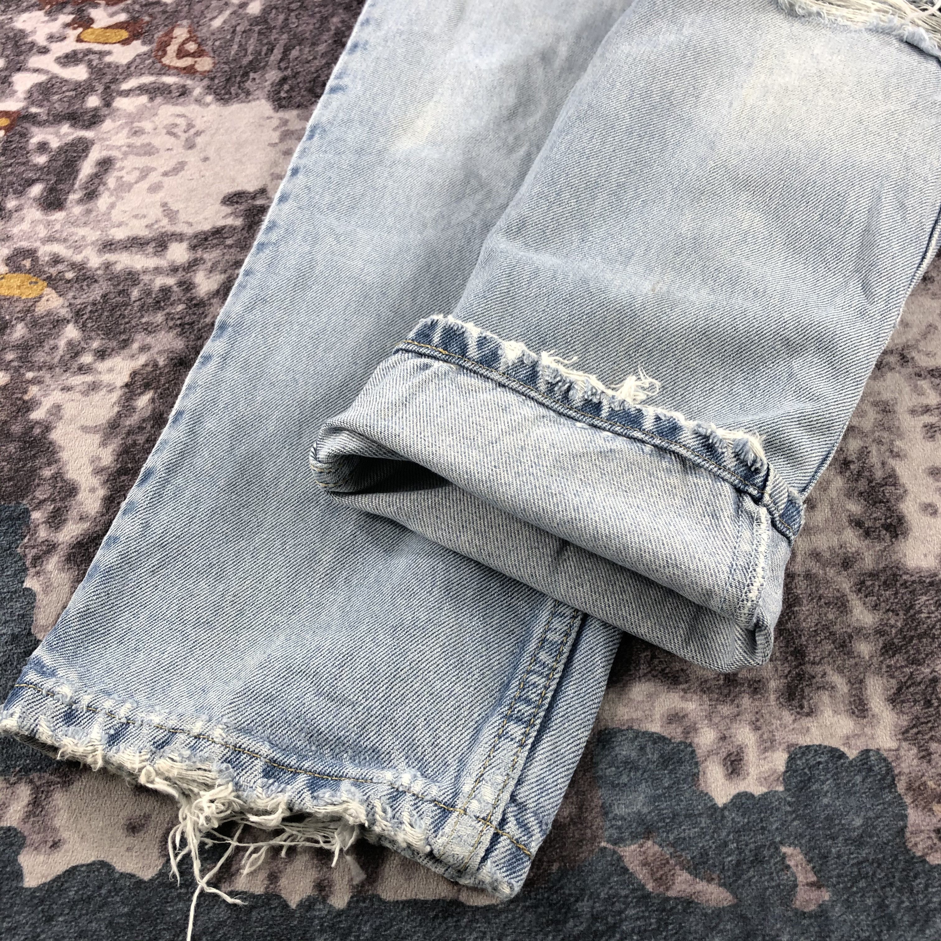 Levi's × Vintage Vintage 90s Light Wash Levis 550 Jeans-JM3003 Size US 28 / EU 44 - 8 Thumbnail