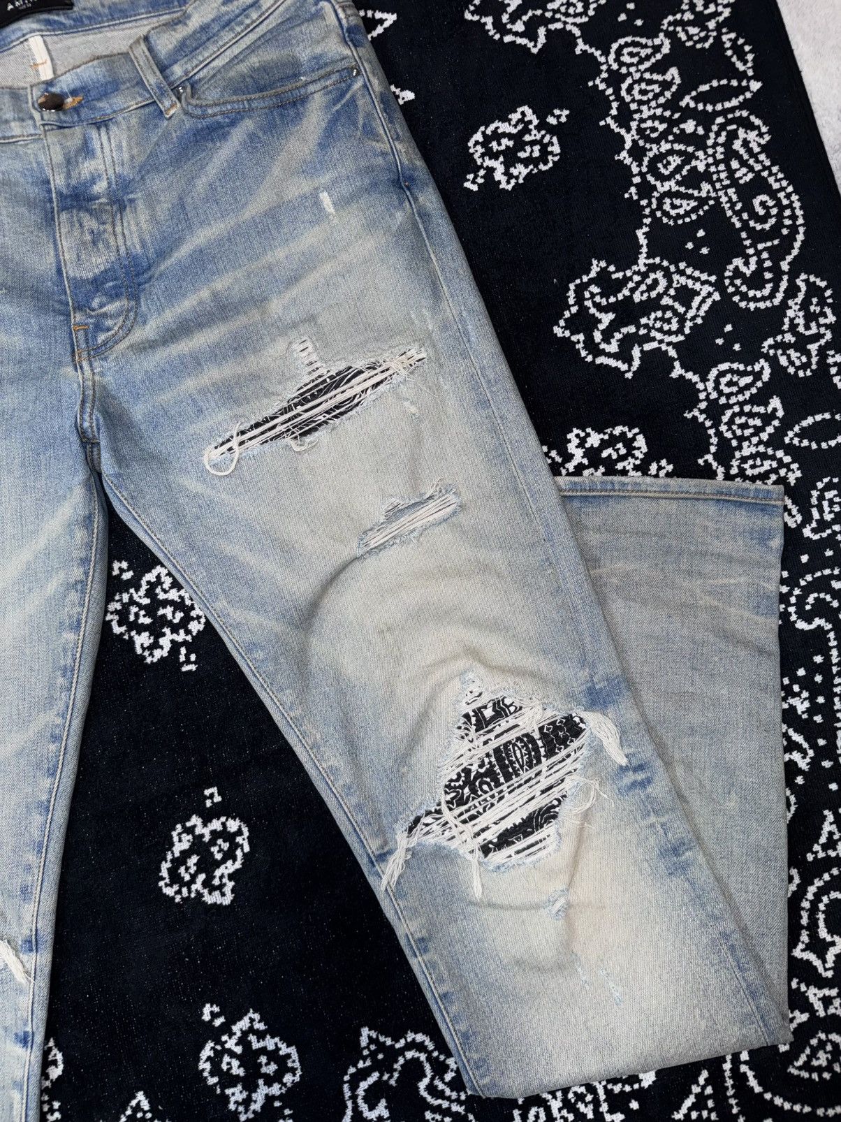 Amiri AMIRI MX1 BANDANA PATCH JEANS Size US 33 - 4 Thumbnail