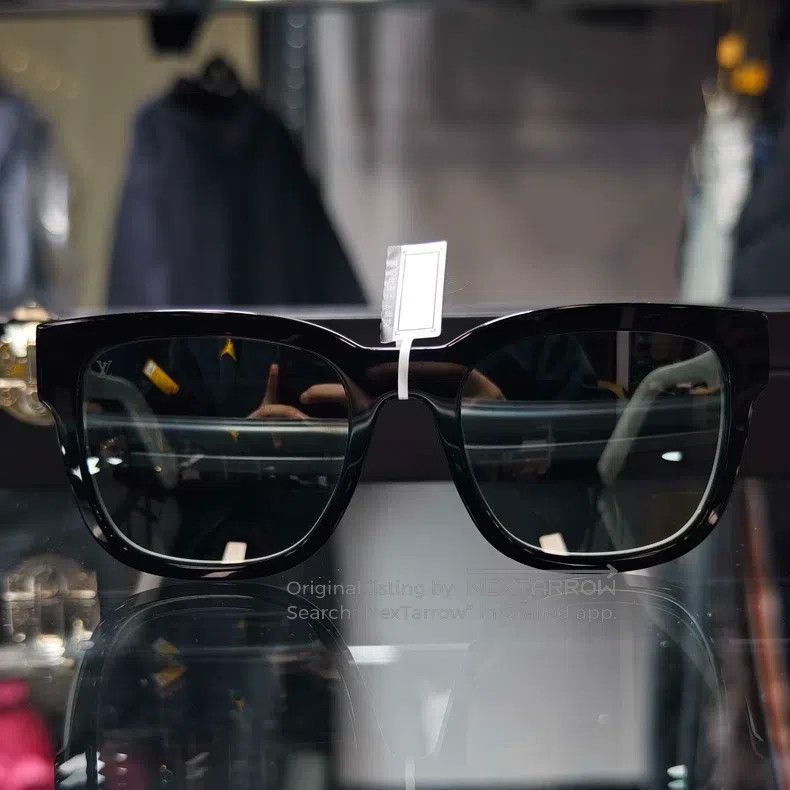Louis Vuitton Louis Vuitton Side Logo Sunglasses Sunglasses Size ONE SIZE - 3 Thumbnail