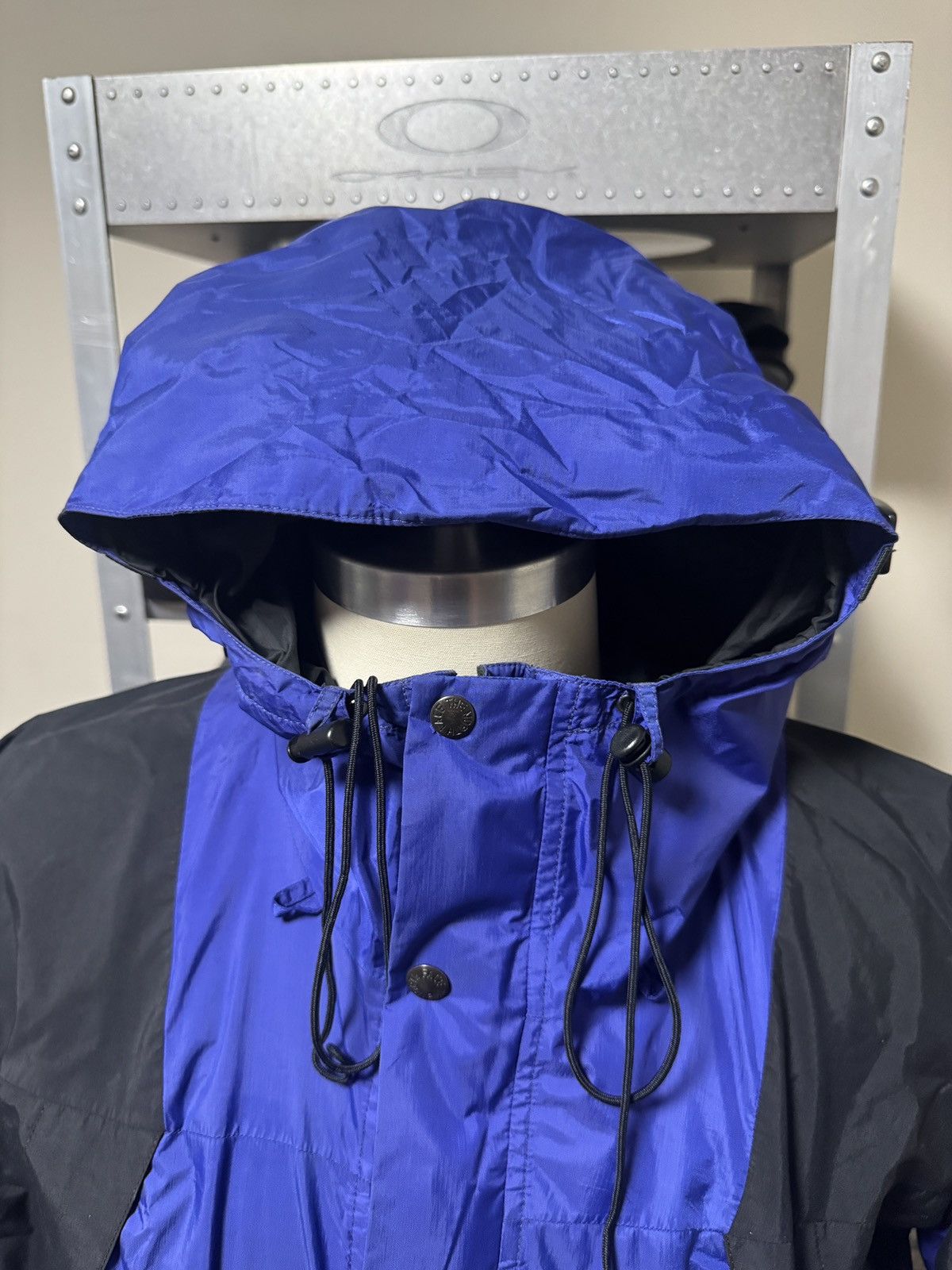 The North Face Vintage TNF The North Face Mountain Light Jacket Aztec Blue Size US M / EU 48-50 / 2 - 6 Thumbnail